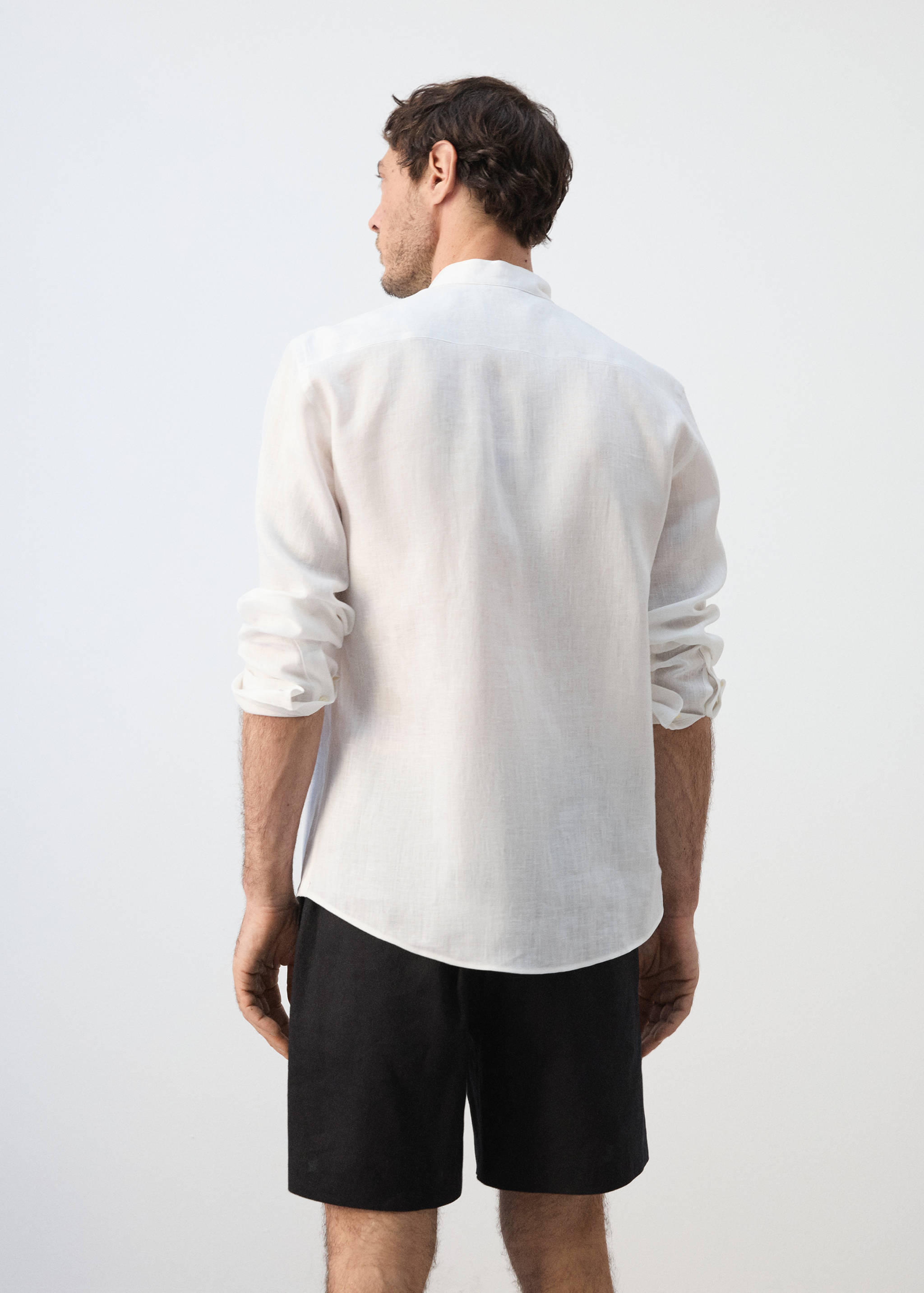 Regular-fit 100% linen shirt - Reverse of the article