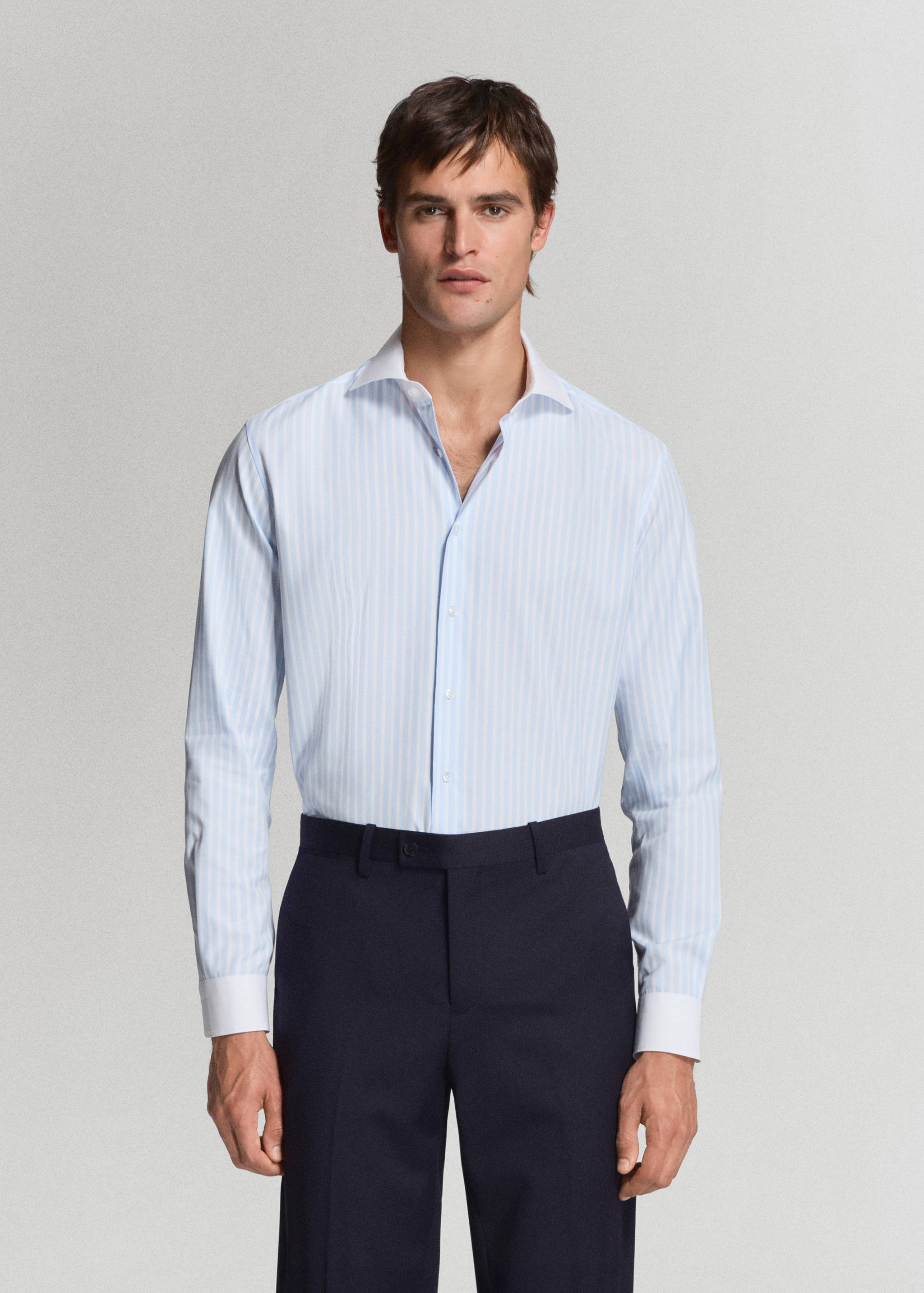 Πουκάμισο κοστουμιού slim fit 100% βαμβάκι ριγέ - Μεσαίο πλάνο