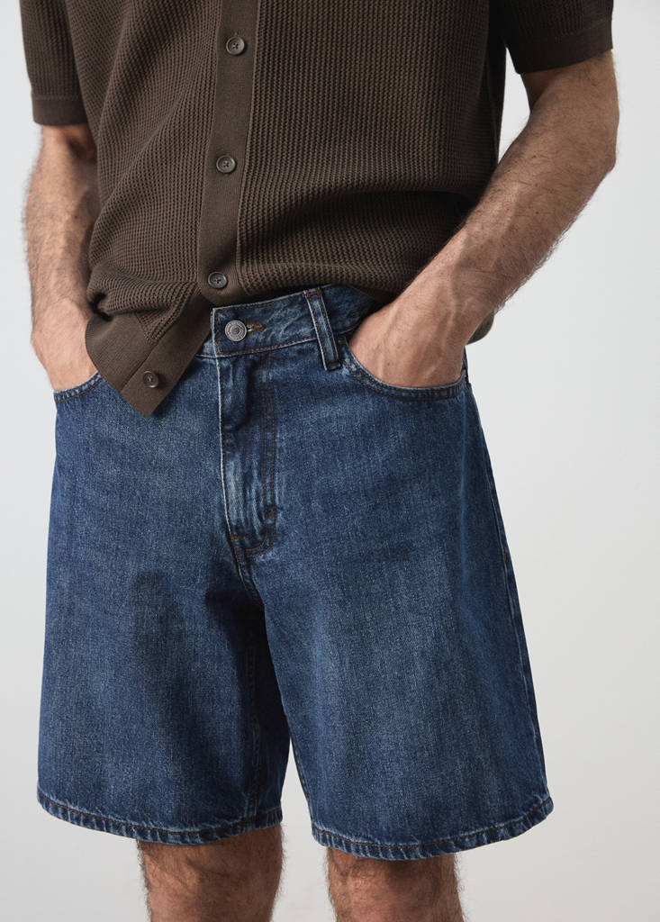 Straight-fit denim bermuda shorts — Dark Blue