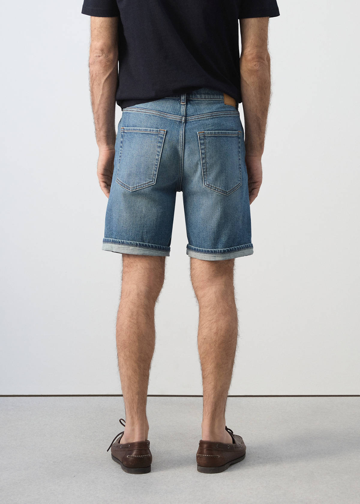 Slim-fit denim bermuda shorts — Medium Blue