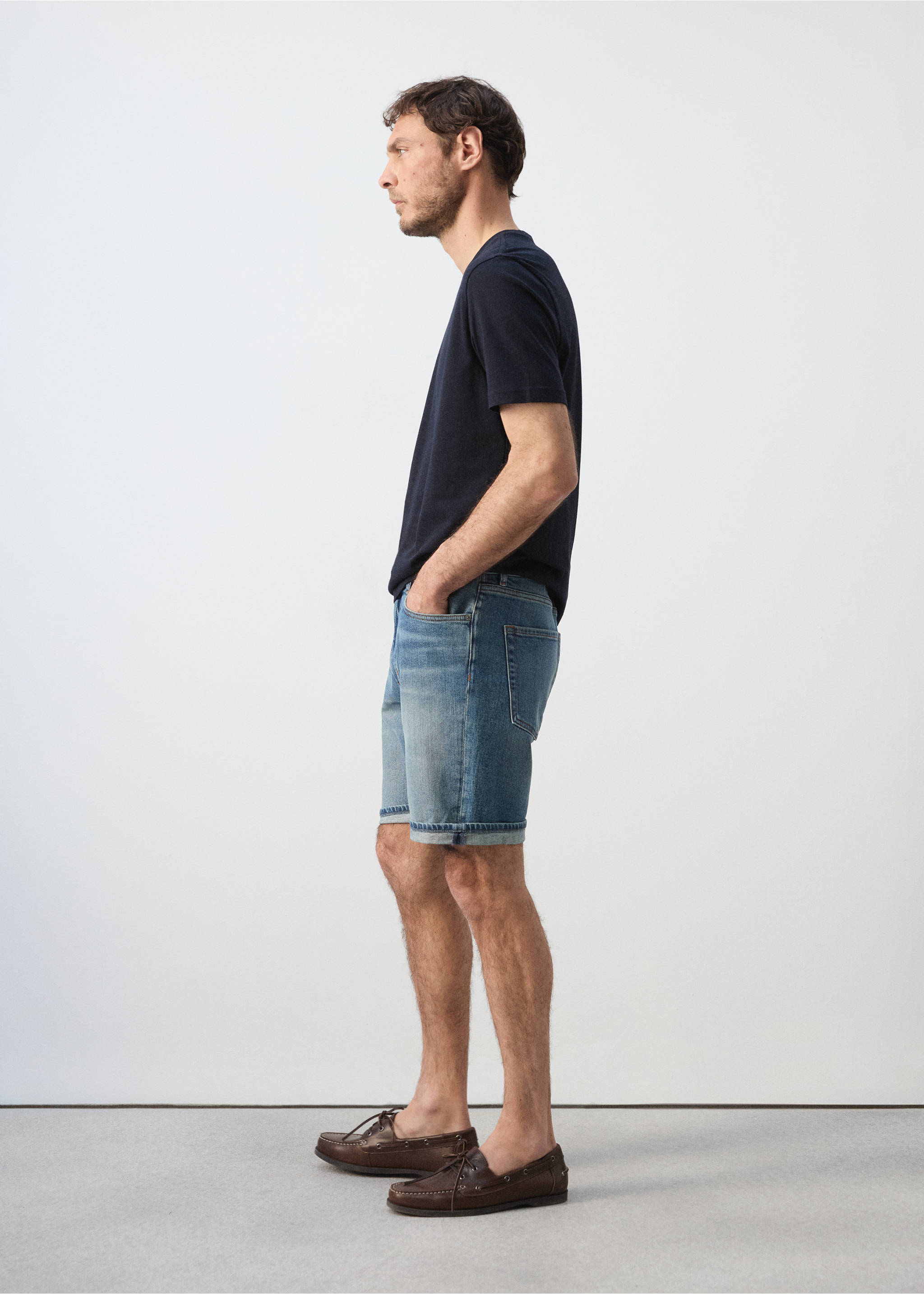 Bermuda en jean slim fit - Détail de l'article 2, Bleu moyen. Ref: 37031412-00.