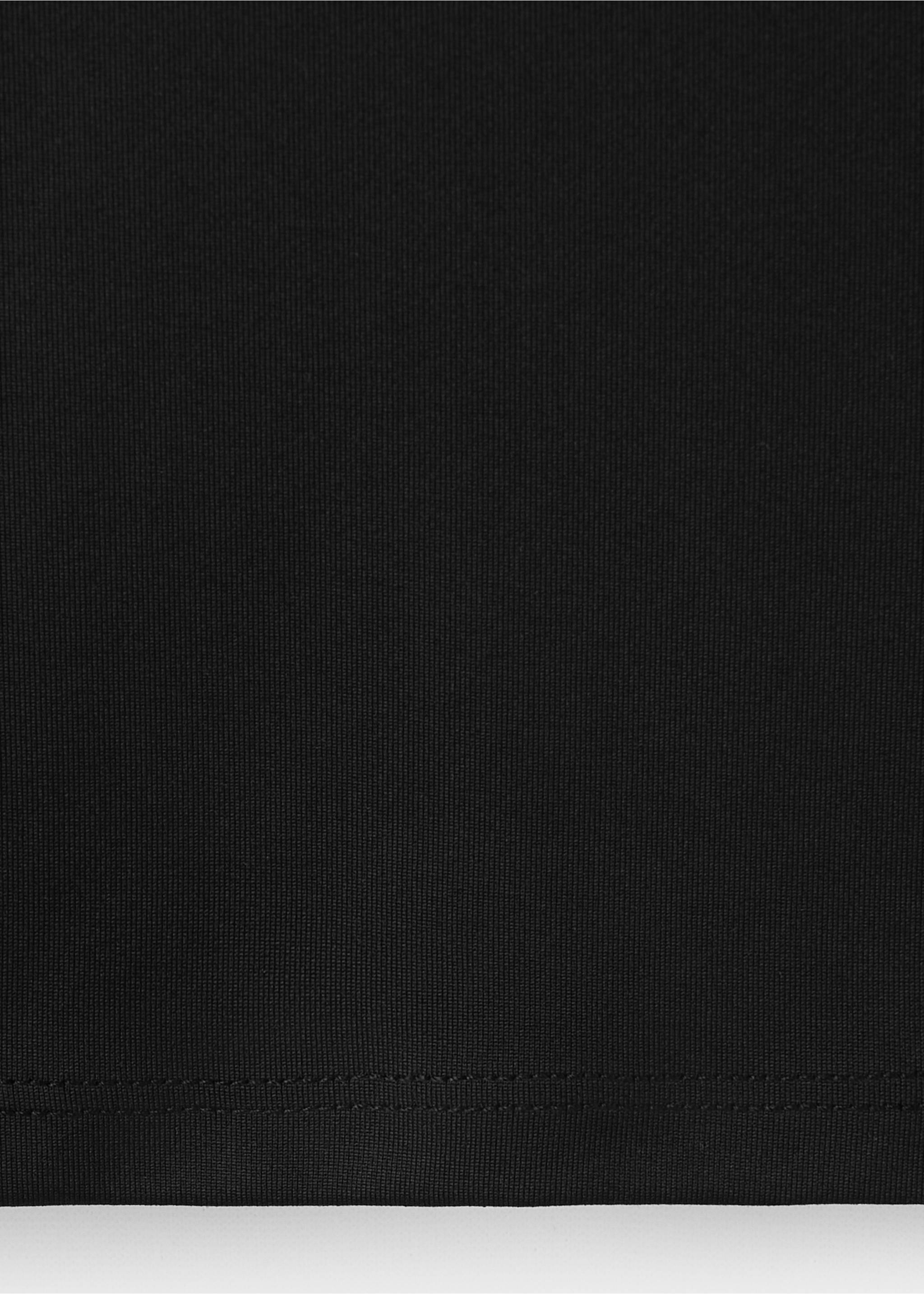 Fitted top with thin straps - Details of the article 8, Black. Ref: 37031413-00.
