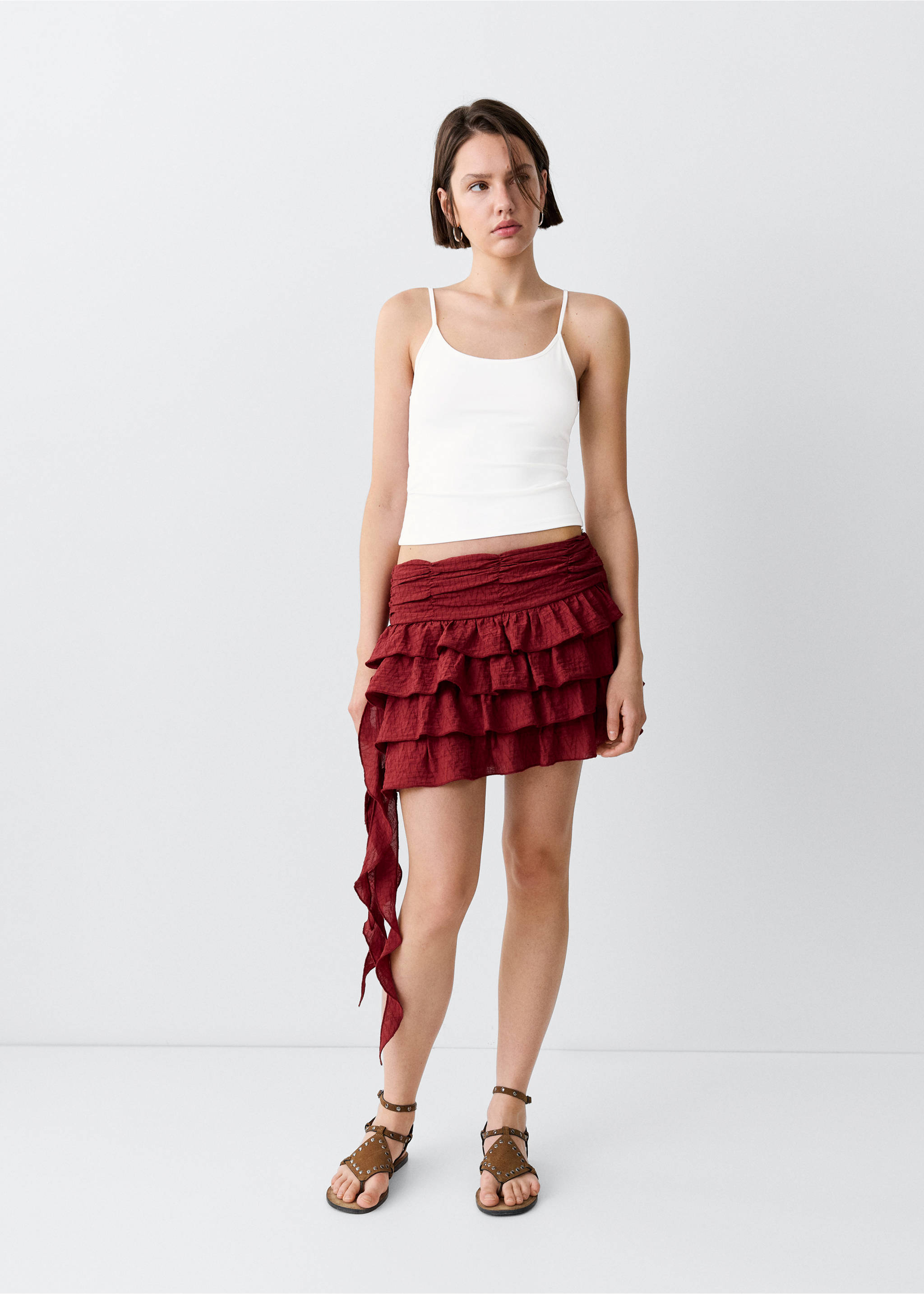 Fitted top with thin straps - General plane, Off White. Ref: 37031414-00.