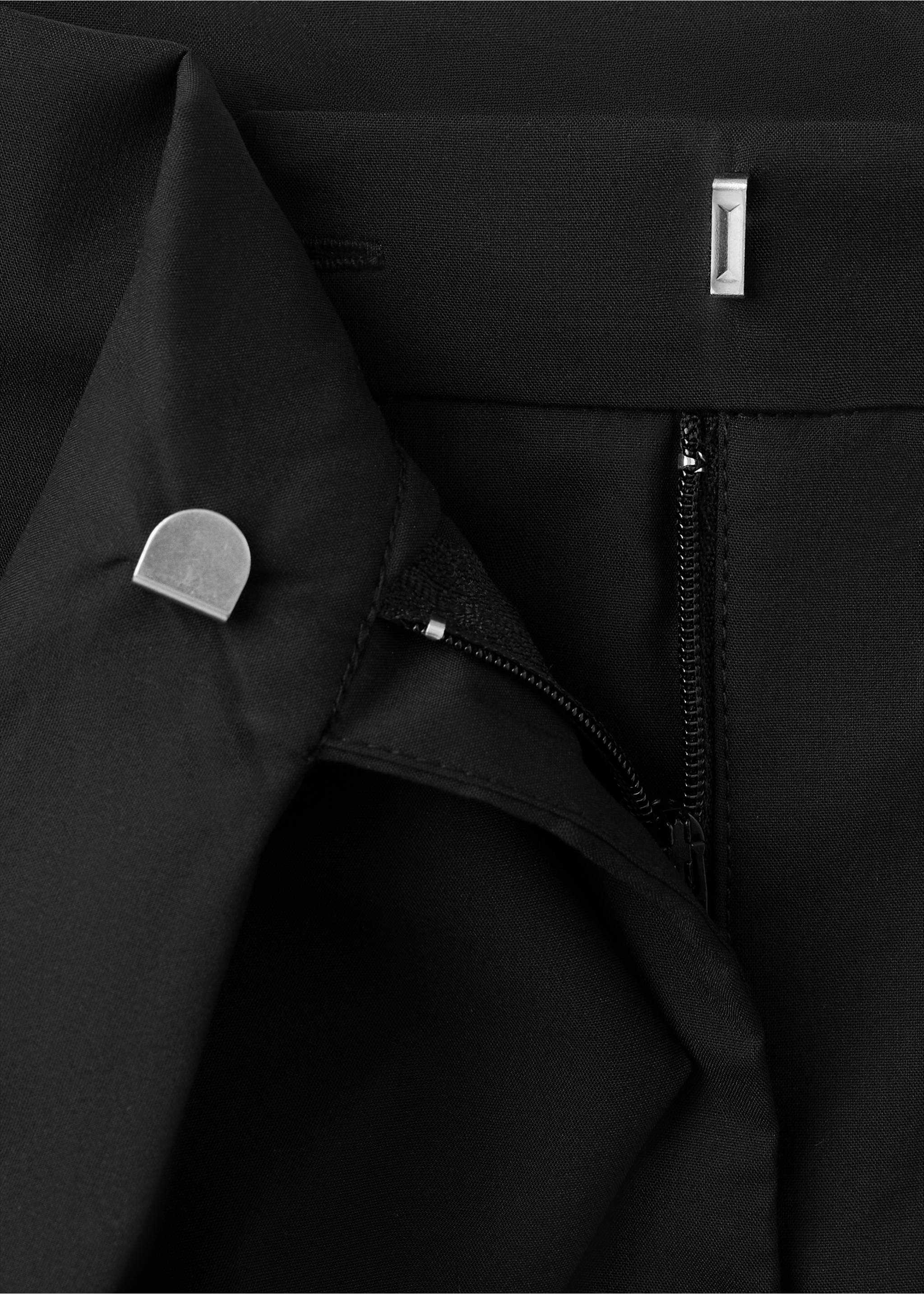 Bow straight trousers - Details of the article 8, Black. Ref: 37031416-00.