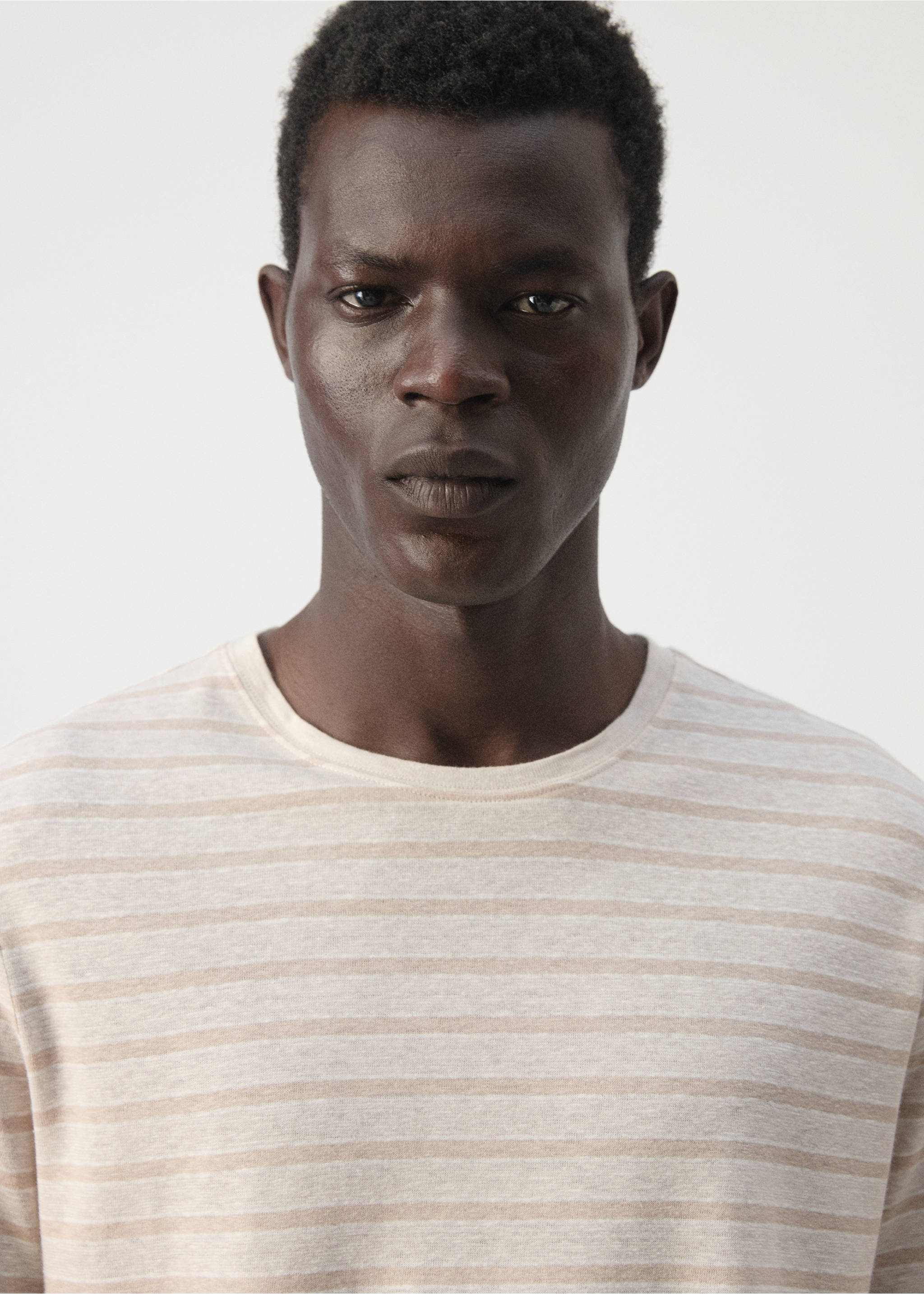 Striped linen T-shirt - Details of the article 1, Beige. Ref: 37031419-00.