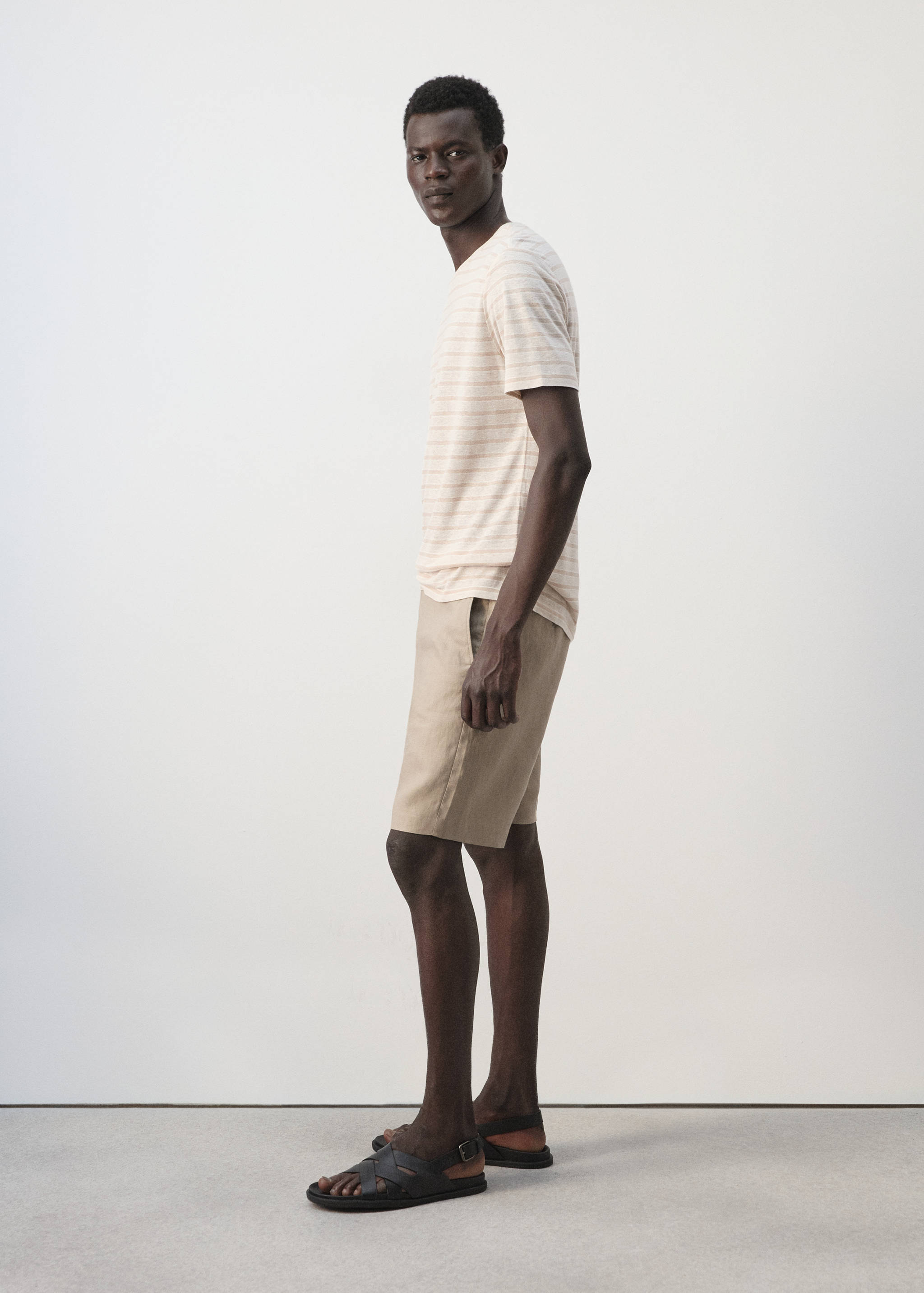 Striped linen T-shirt - Details of the article 3
