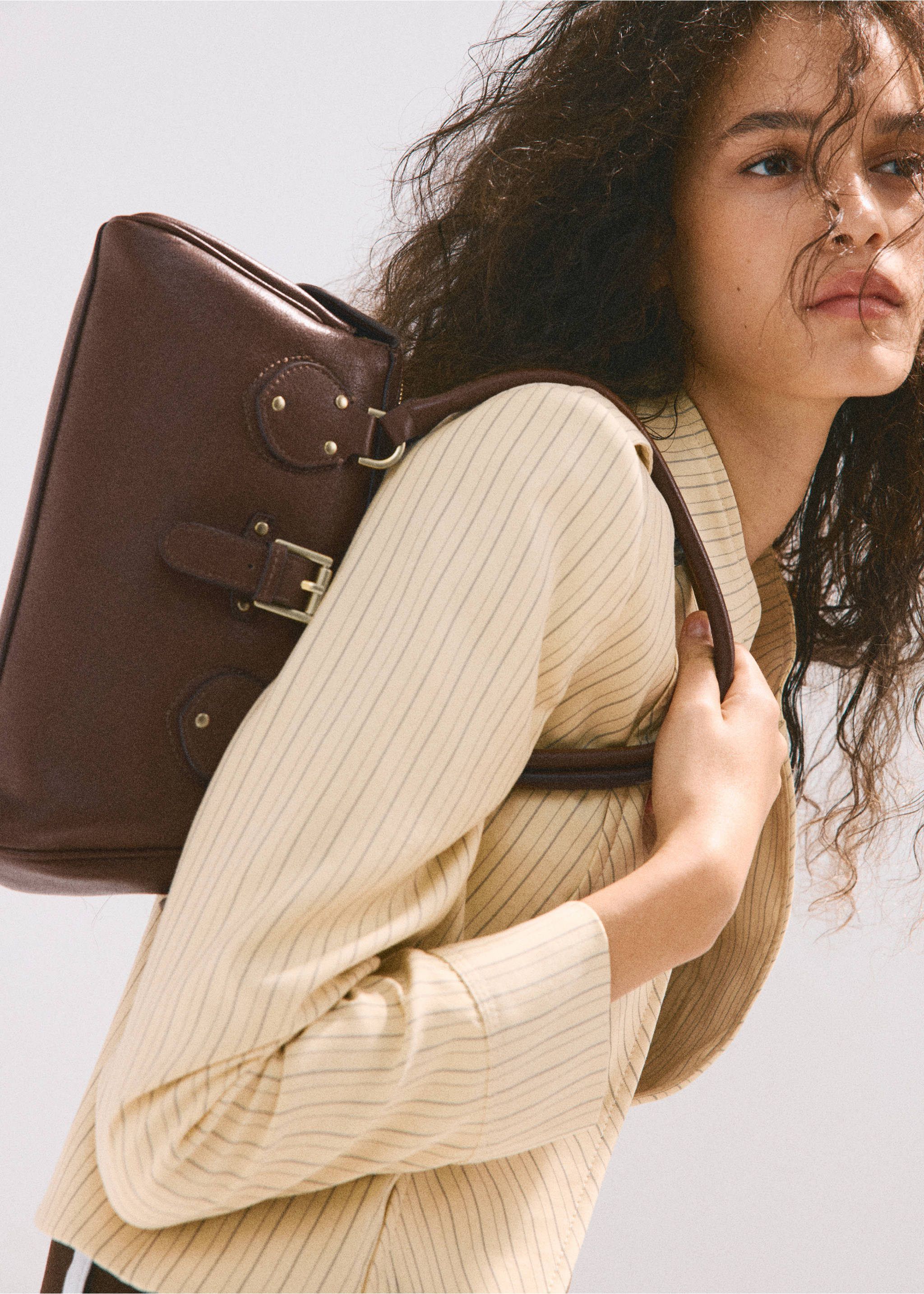 Buckle bowling bag - Details of the article 9, Brown. Ref: 37031424-00.