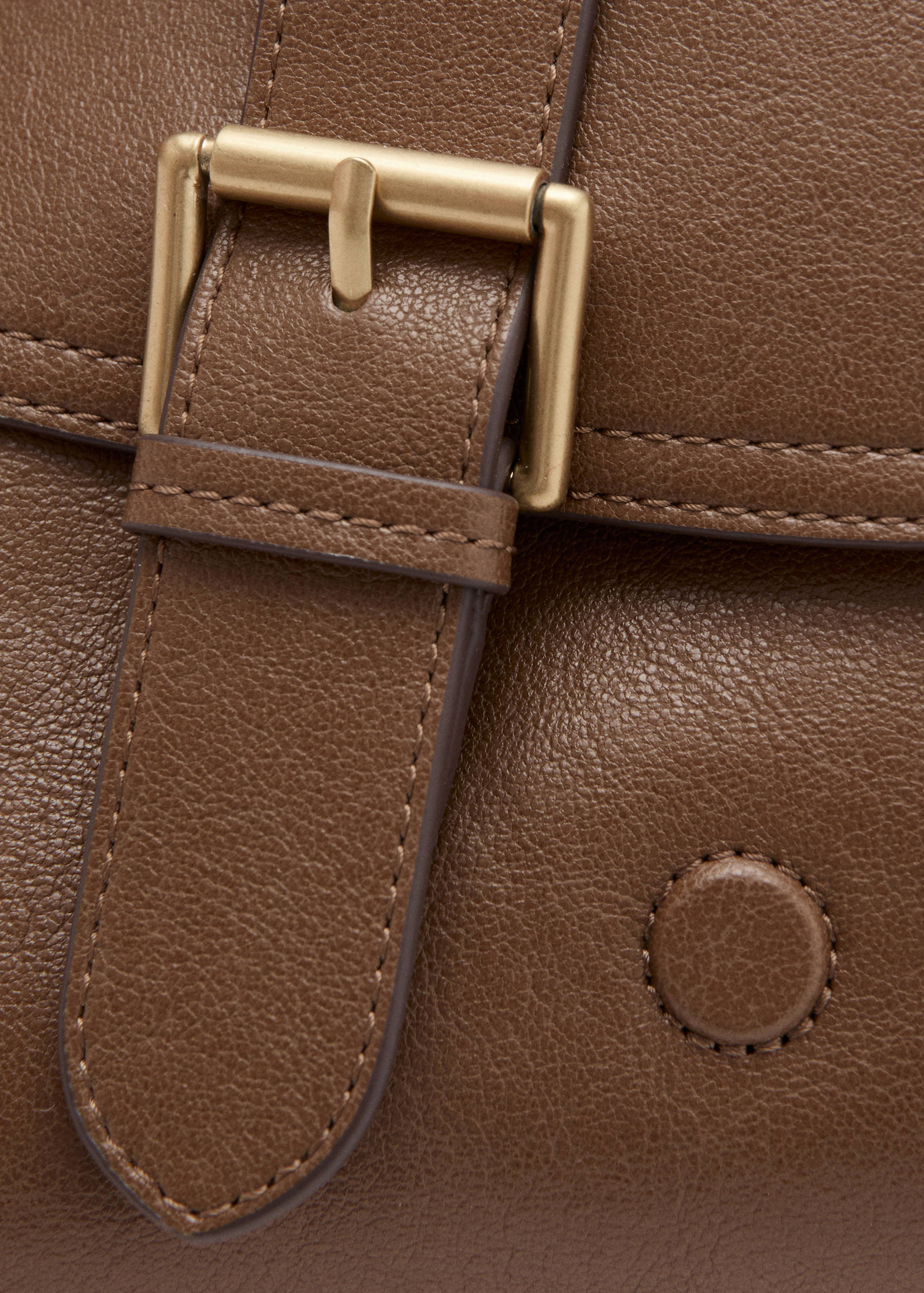 Shoulder bag with buckle - Details of the article 3