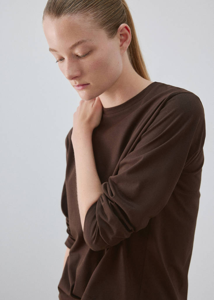 Seersucker striped two-piece pyjamas — Brown
