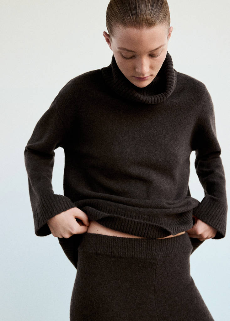 Jersey pyjama top with roll neck — Chocolate