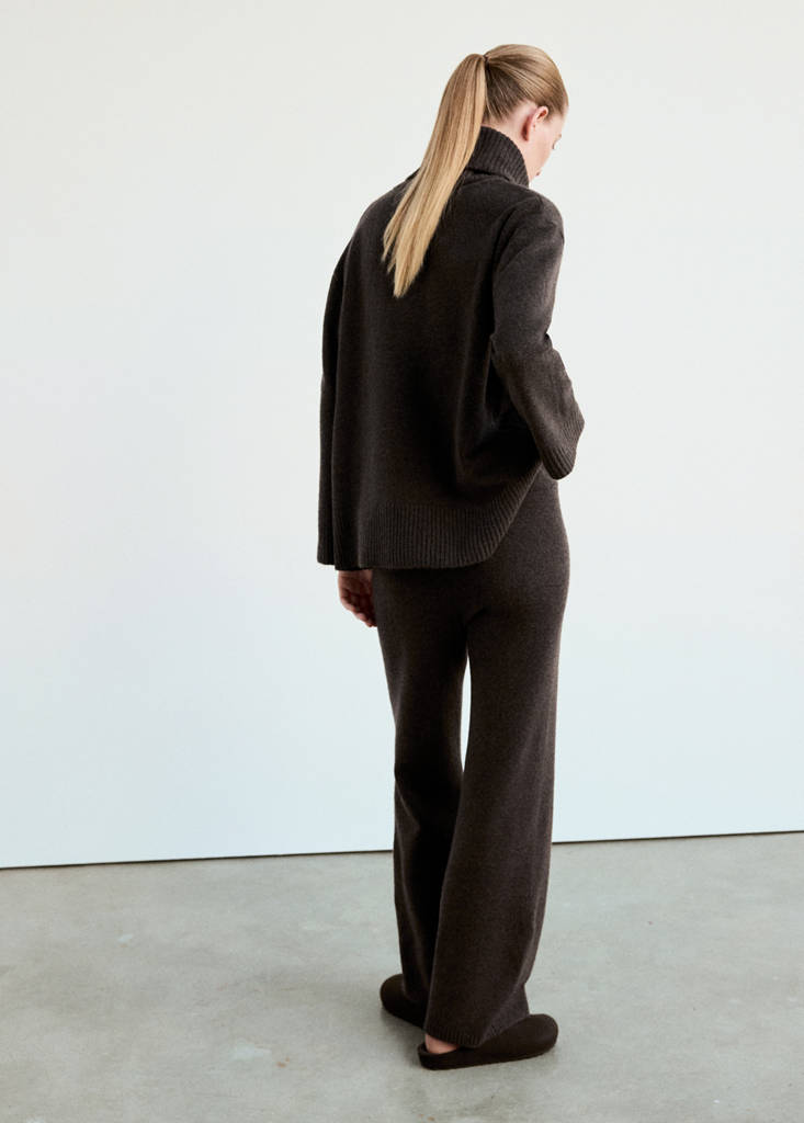 Jersey pyjama top with roll neck — Chocolate