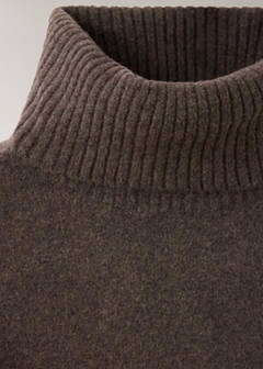 Turtleneck knit sweater — Chocolate 8
