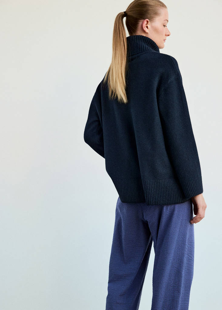 Jersey pyjama top with roll neck — Navy