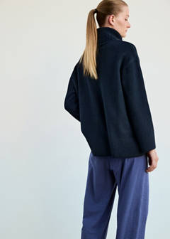 Turtleneck knit sweater — Navy 3