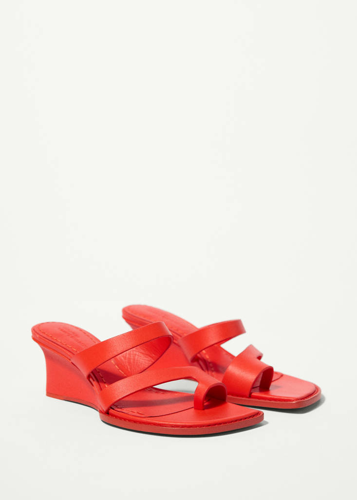 Wedge leather sandals — Red