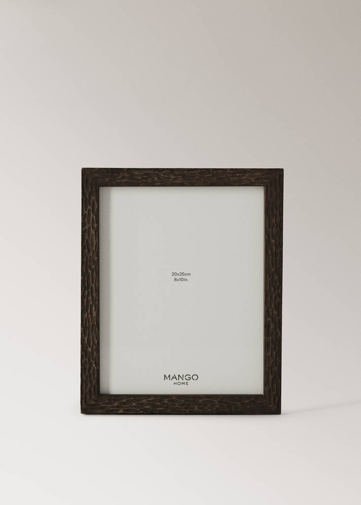 Large carved wooden photo frame — Chocolate