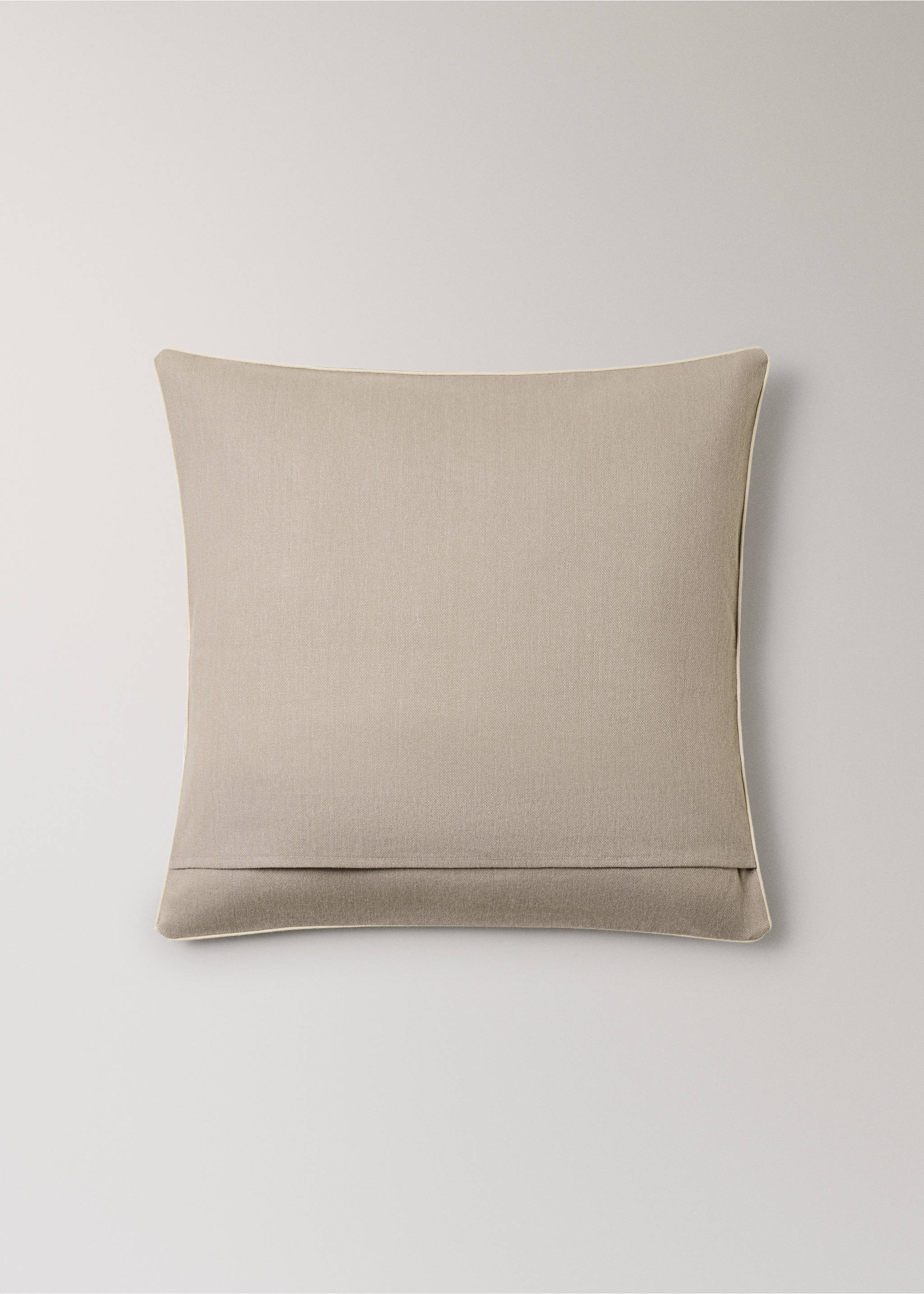 Cotton cushion cover with structure 60x60cm - Details of the article 4, Sand. Ref: 37031463-00.