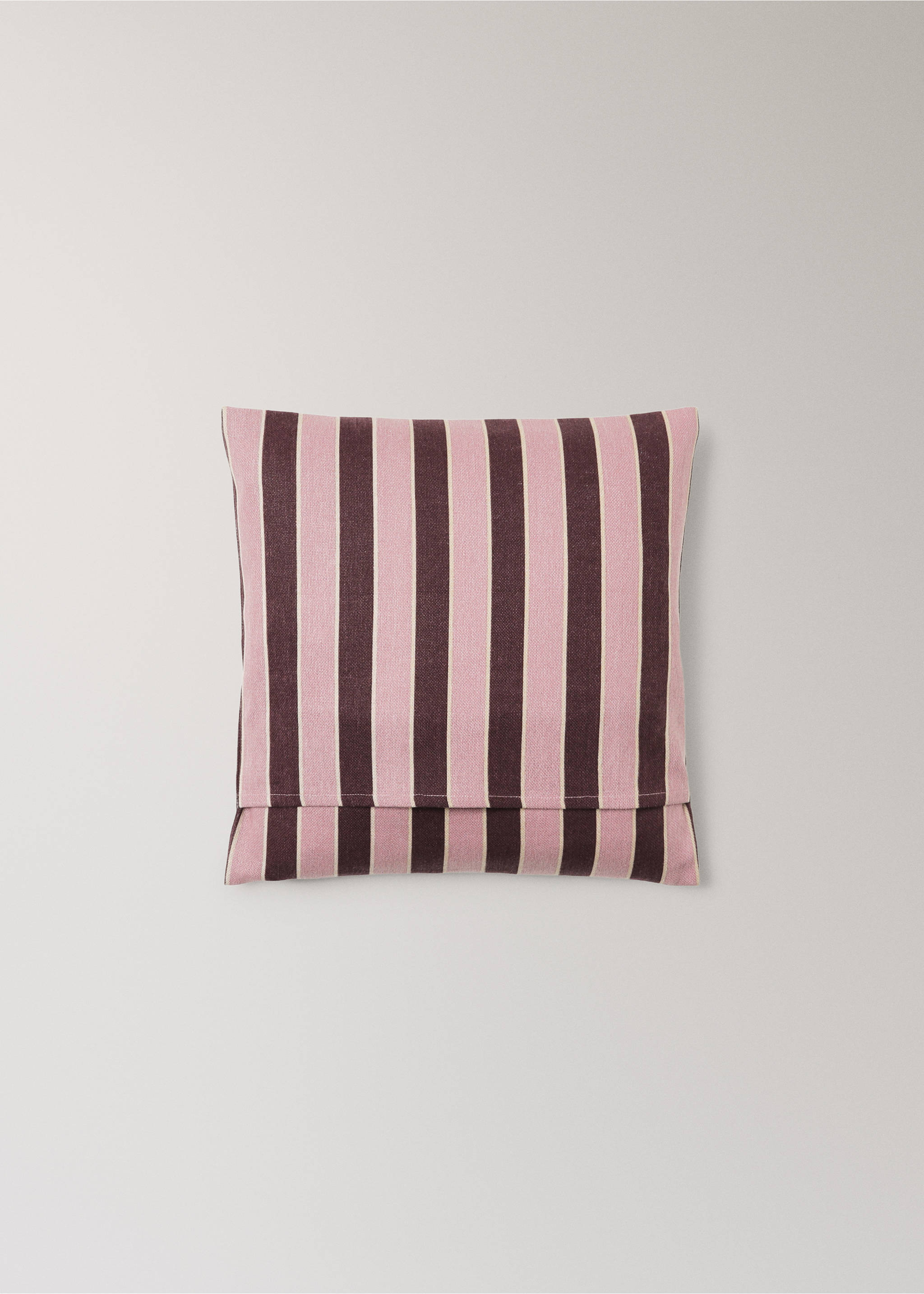 Cotton cushion cover with printed stripes 45x45 cm - Details of the article 4, Dark Red. Ref: 37031468-00.