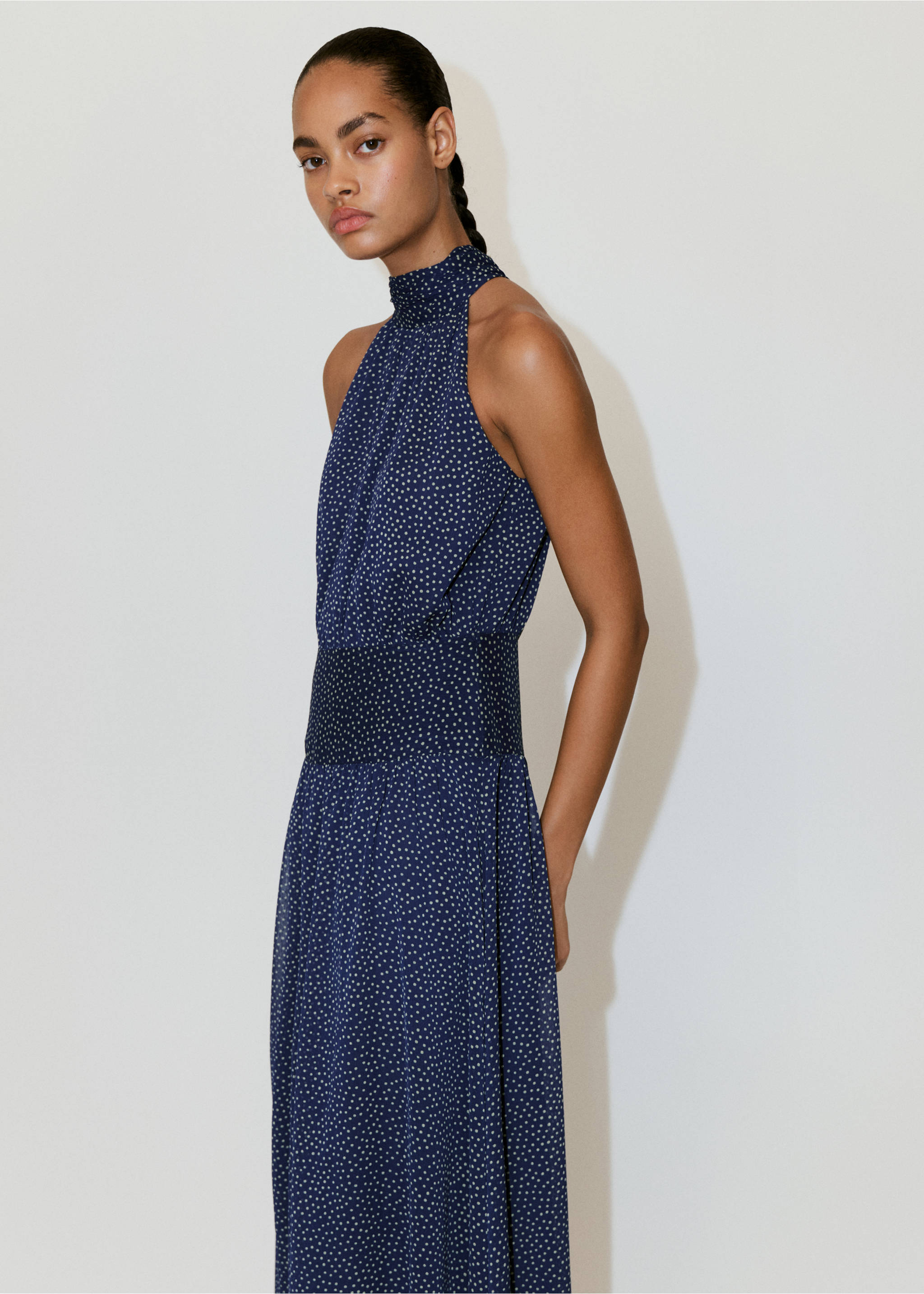 Vestido halter estampado - Plano medio, Azul. Ref: 37031471-00.