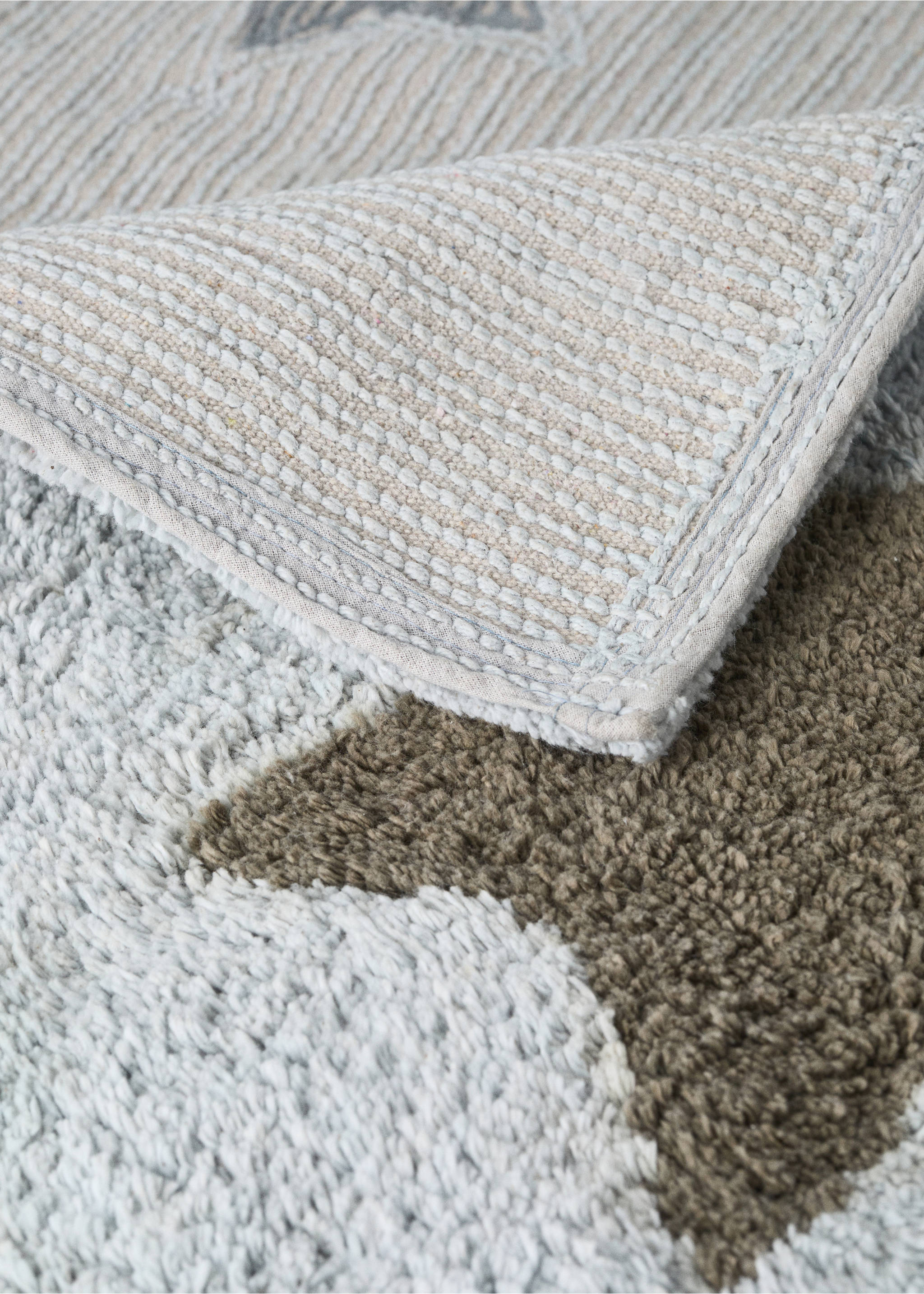 Children’s cotton rug with star print - Details of the article 2, Sand. Ref: 37031486-00.