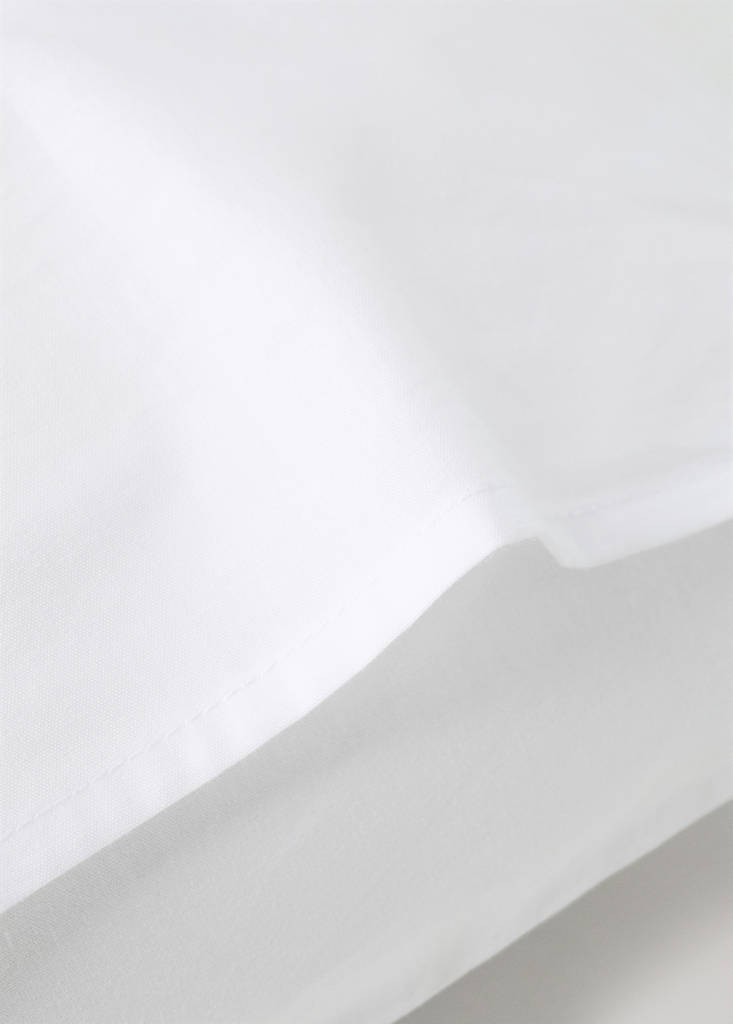 Plumeti cotton percale cushion cover 30x40 cm — Medium Brown