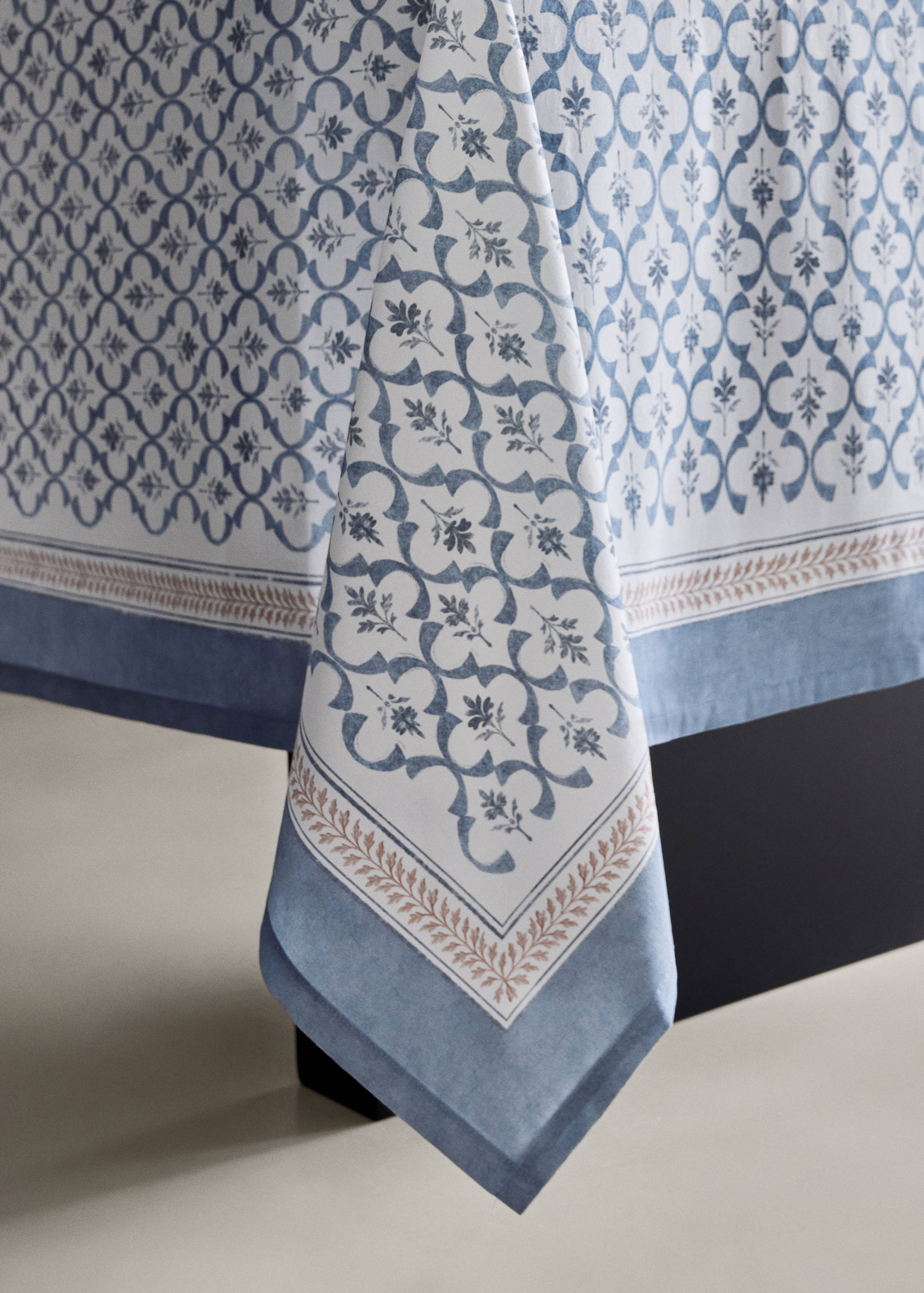 Nappe en coton imprimé treillis pour 6 à 8 convives - Détail de l'article 7