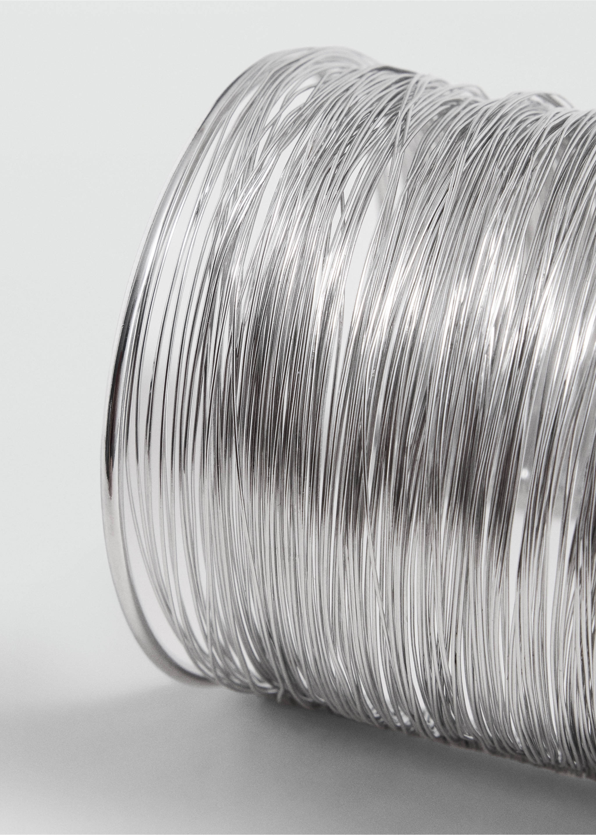 Bracelet rigide - Détail de l'article 1, Argent. Ref: 37031541-00.