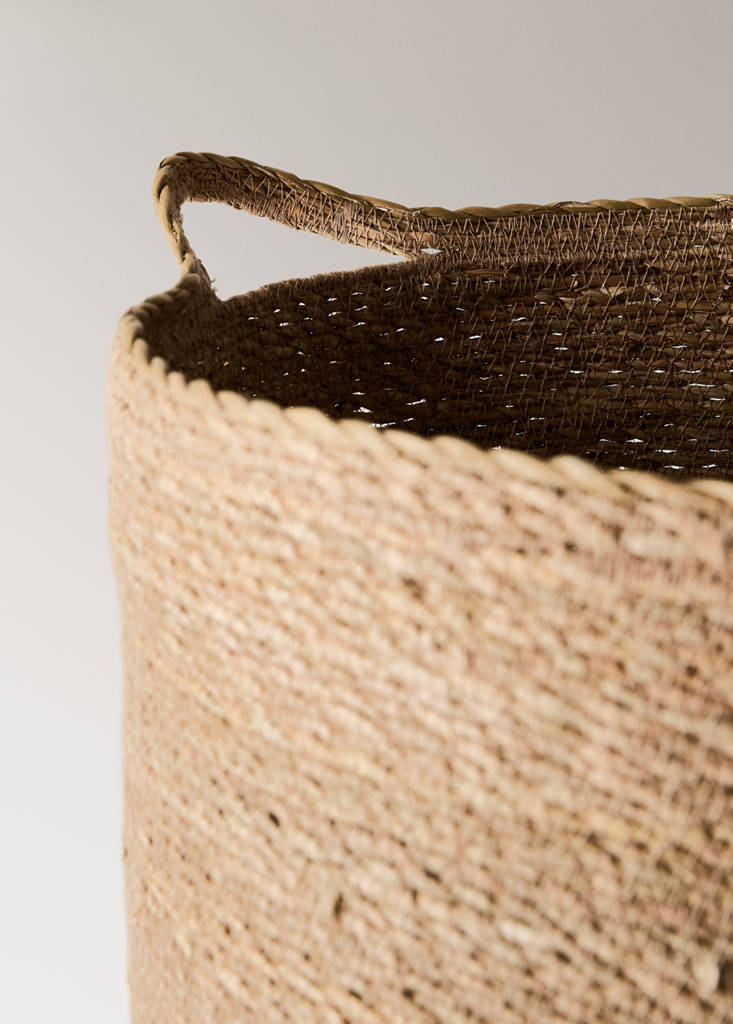 Large seagrass basket with handles — Brown