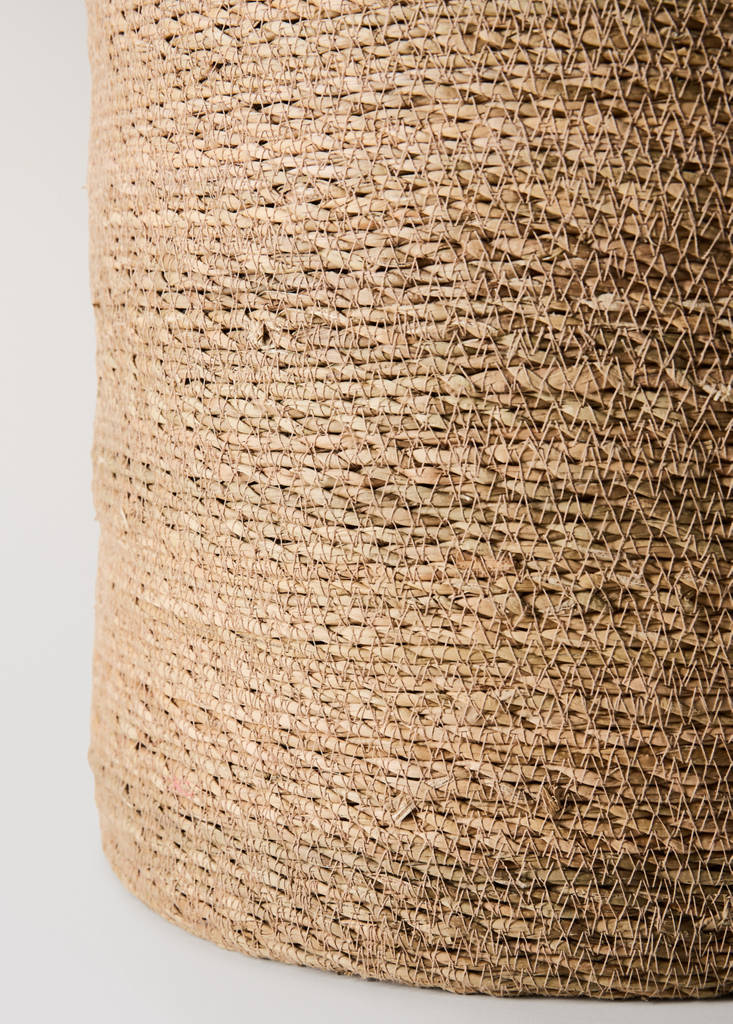 Large seagrass basket with handles — Brown