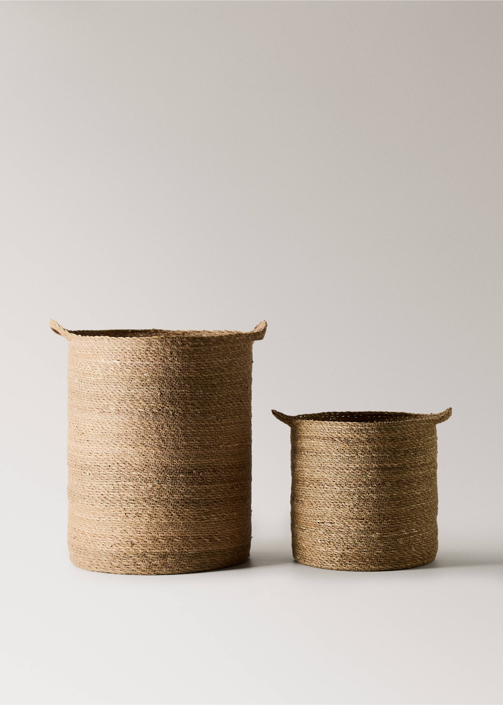 Large seagrass basket with handles - Details of the article 3, Brown. Ref: 37032010-00.
