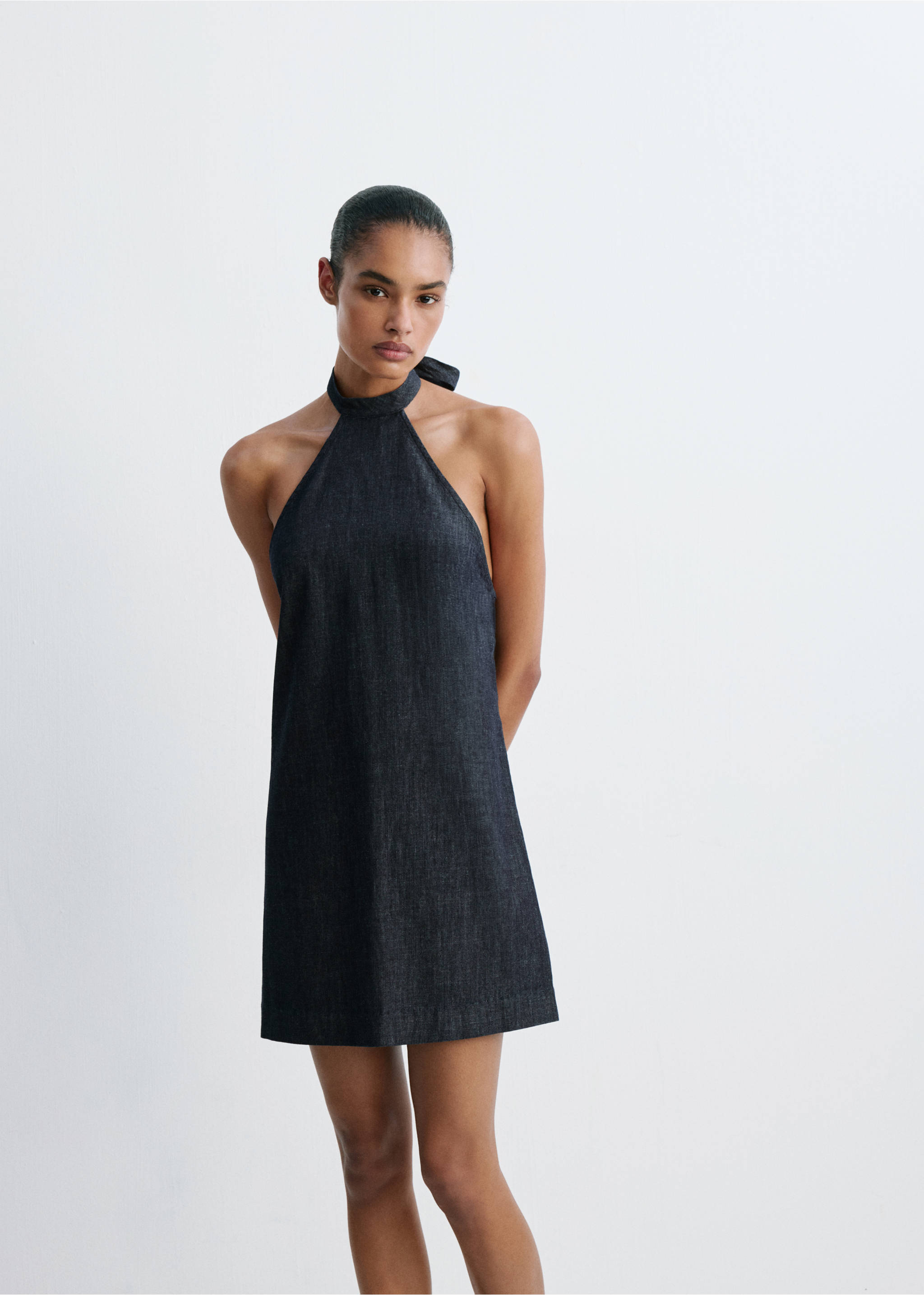 Halter denim dress - Details of the article 2, Open Blue. Ref: 37032528-01.