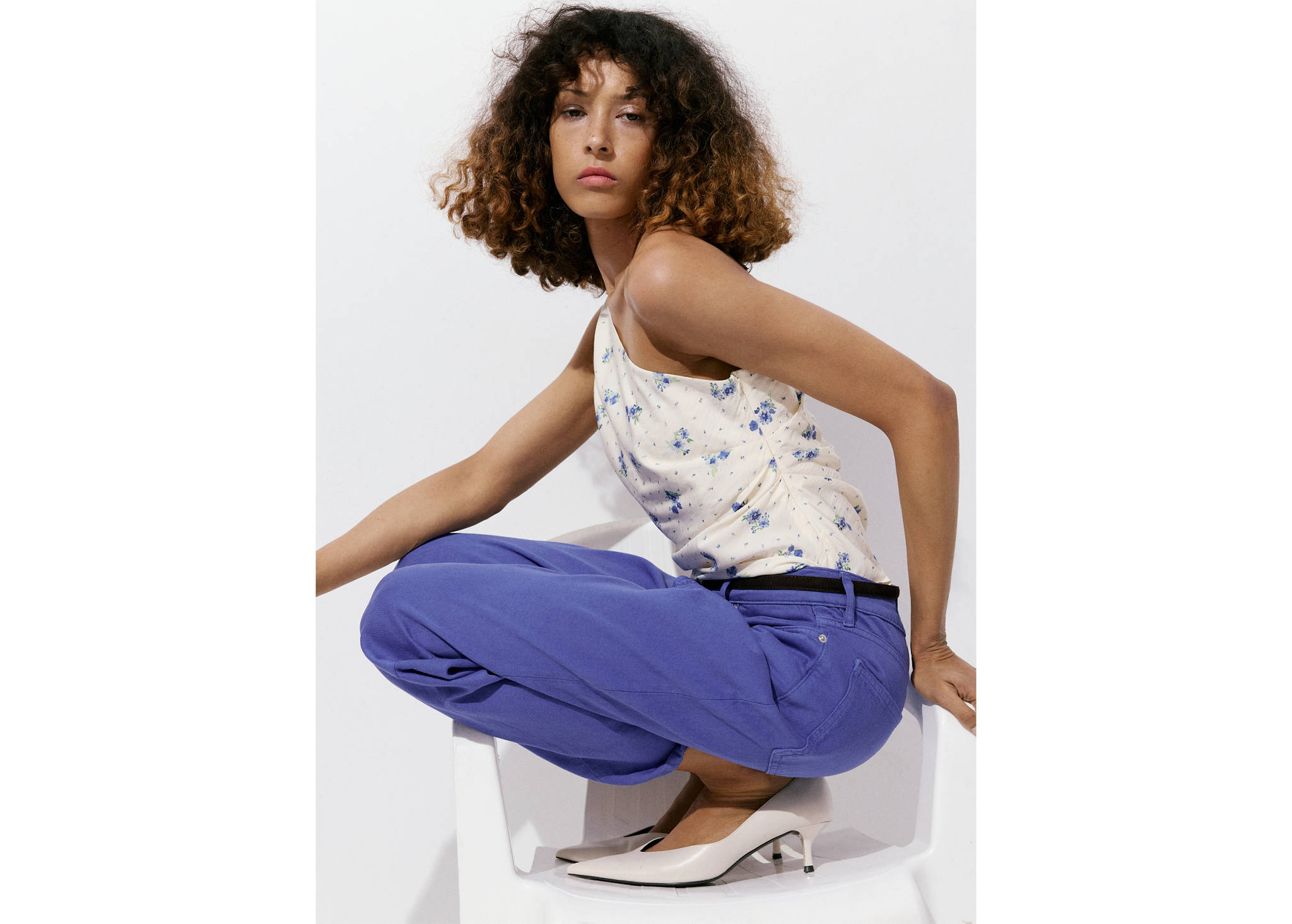 Floral asymmetrical top - Panoramic plane