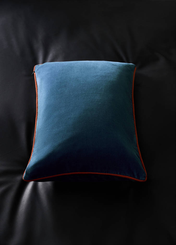 Reversible 100% cotton cushion cover 30x50 cm — Blue