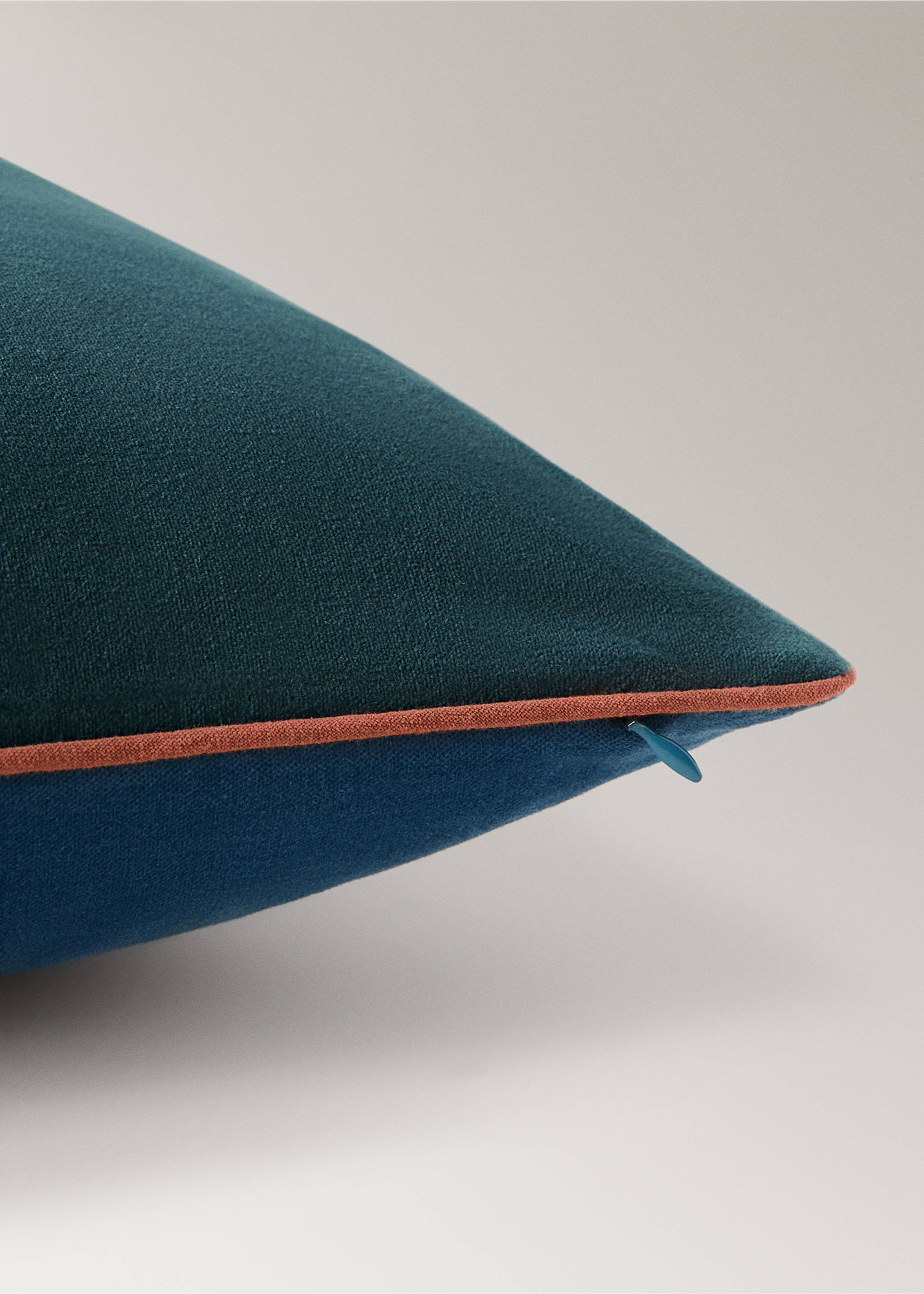 100% cotton reversible cushion cover 12x20 inches - Details of the article 2, Blue. Ref: 37032546-00.