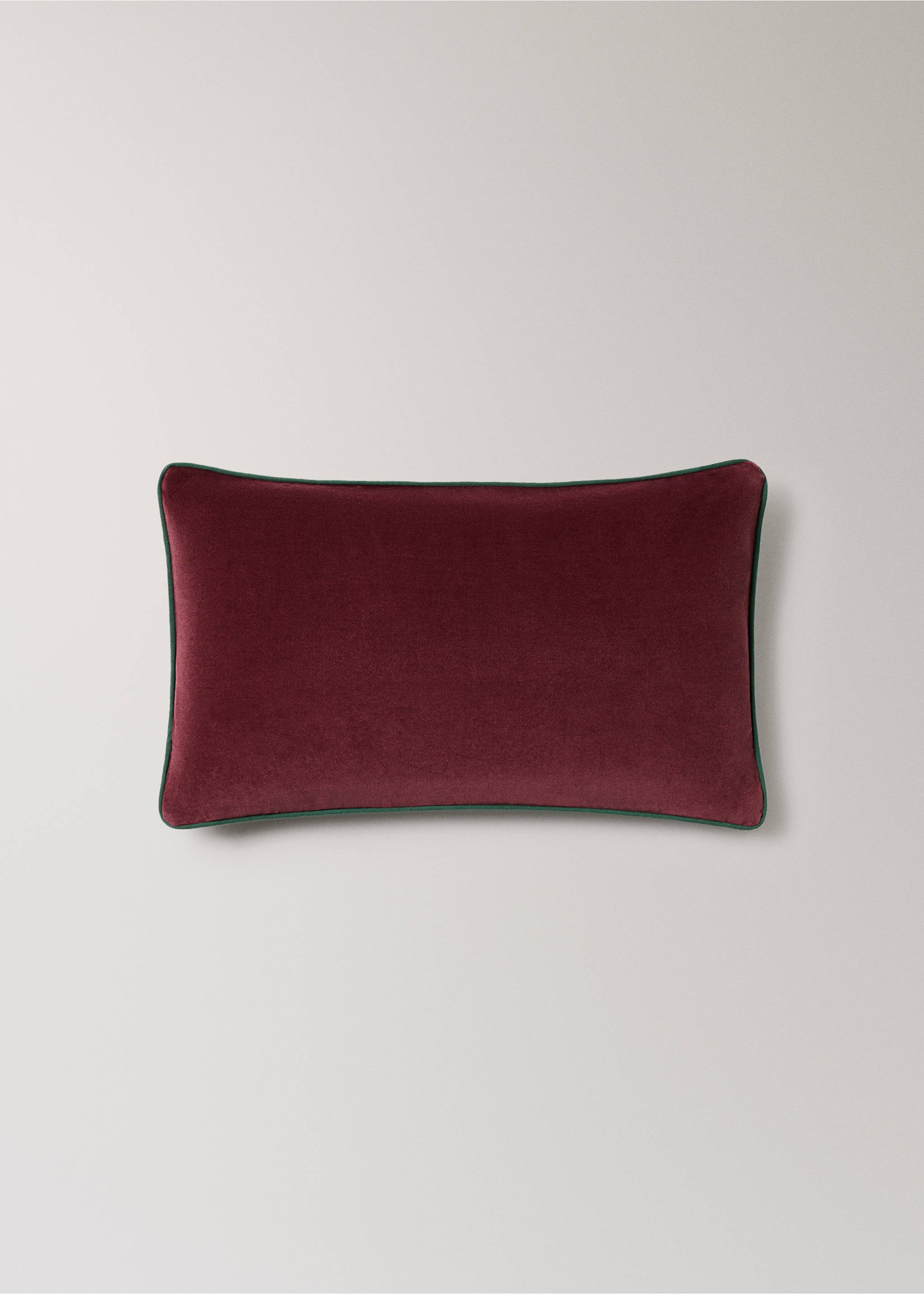 Reversible 100% cotton cushion cover 30x50 cm - Details of the article 4, Dark Red. Ref: 37032546-00.