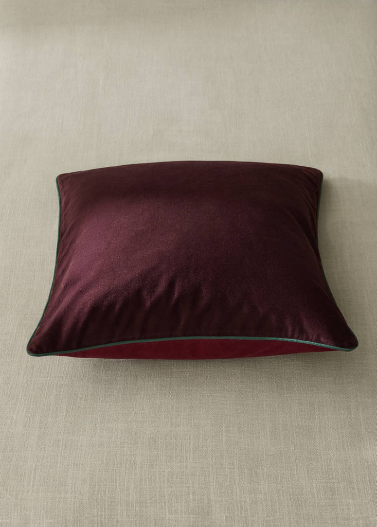 Reversible 100% cotton cushion cover 50x50 cm — Dark Red