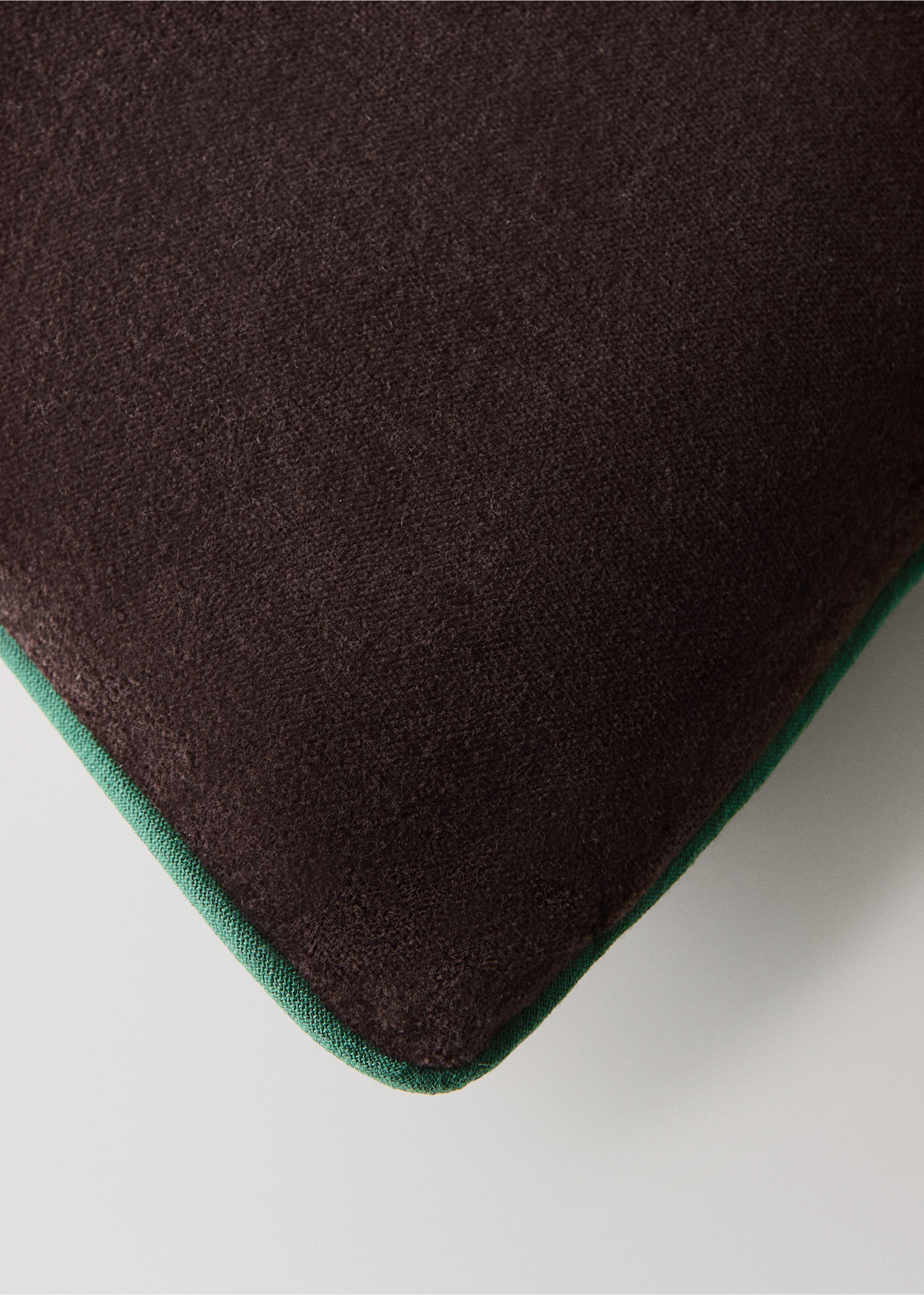 Reversible 100% cotton cushion cover 50x50 cm - Details of the article 1, Dark Red. Ref: 37032547-00.