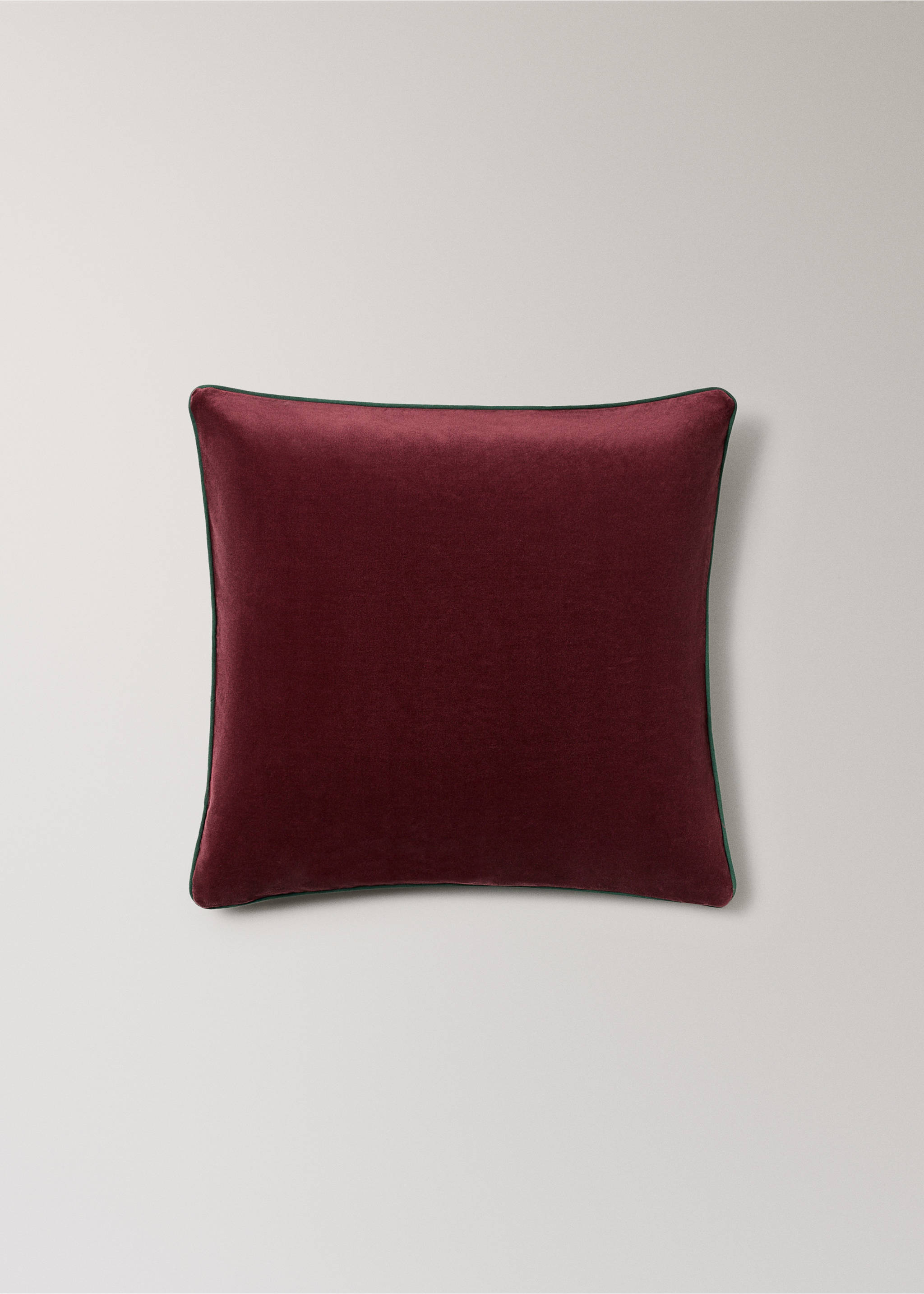 Reversible 100% cotton cushion cover 50x50 cm - Details of the article 4, Dark Red. Ref: 37032547-00.