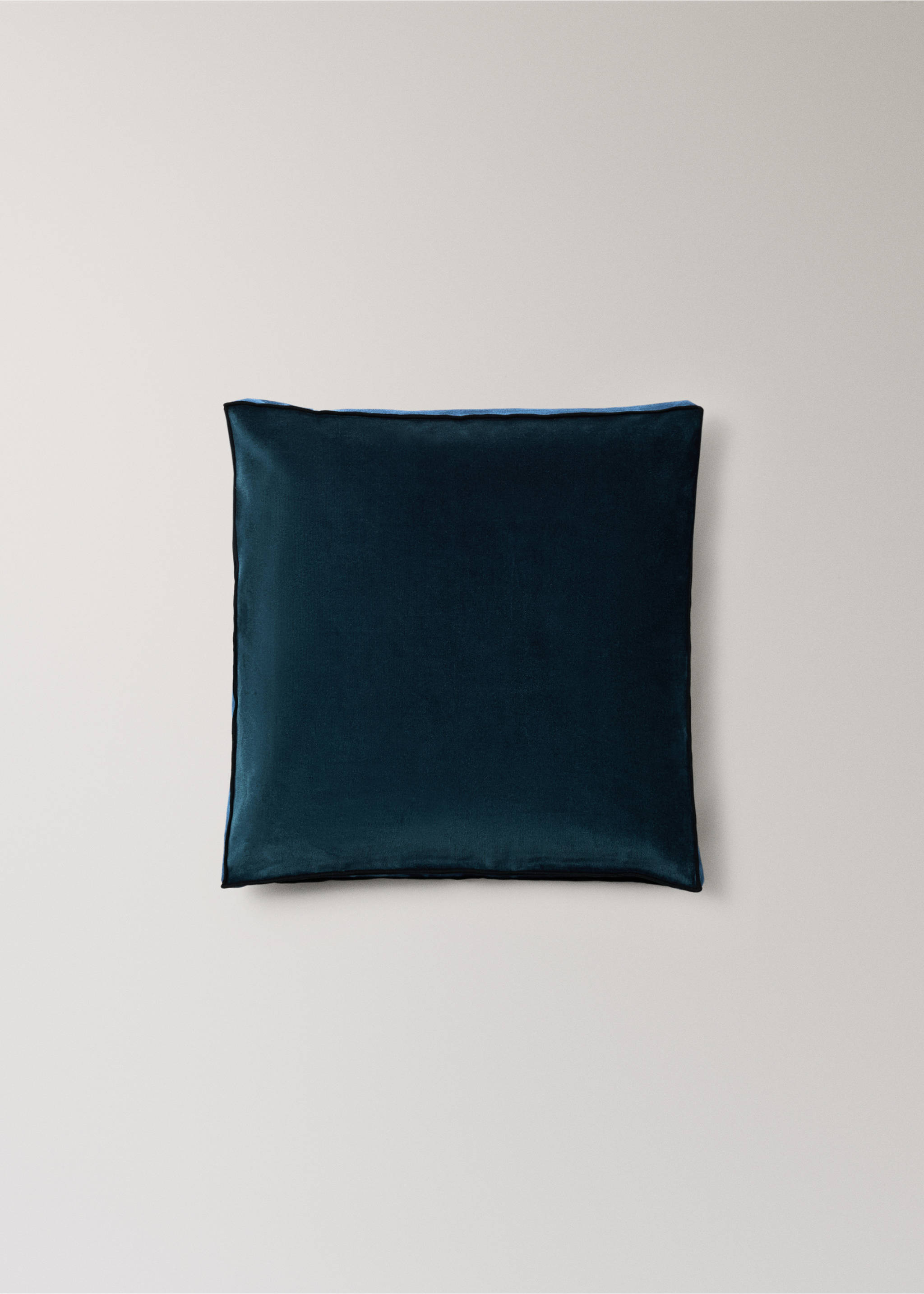 100% cotton velvet cushion cover 45x45 cm - Article without model, Blue. Ref: 37032550-00.