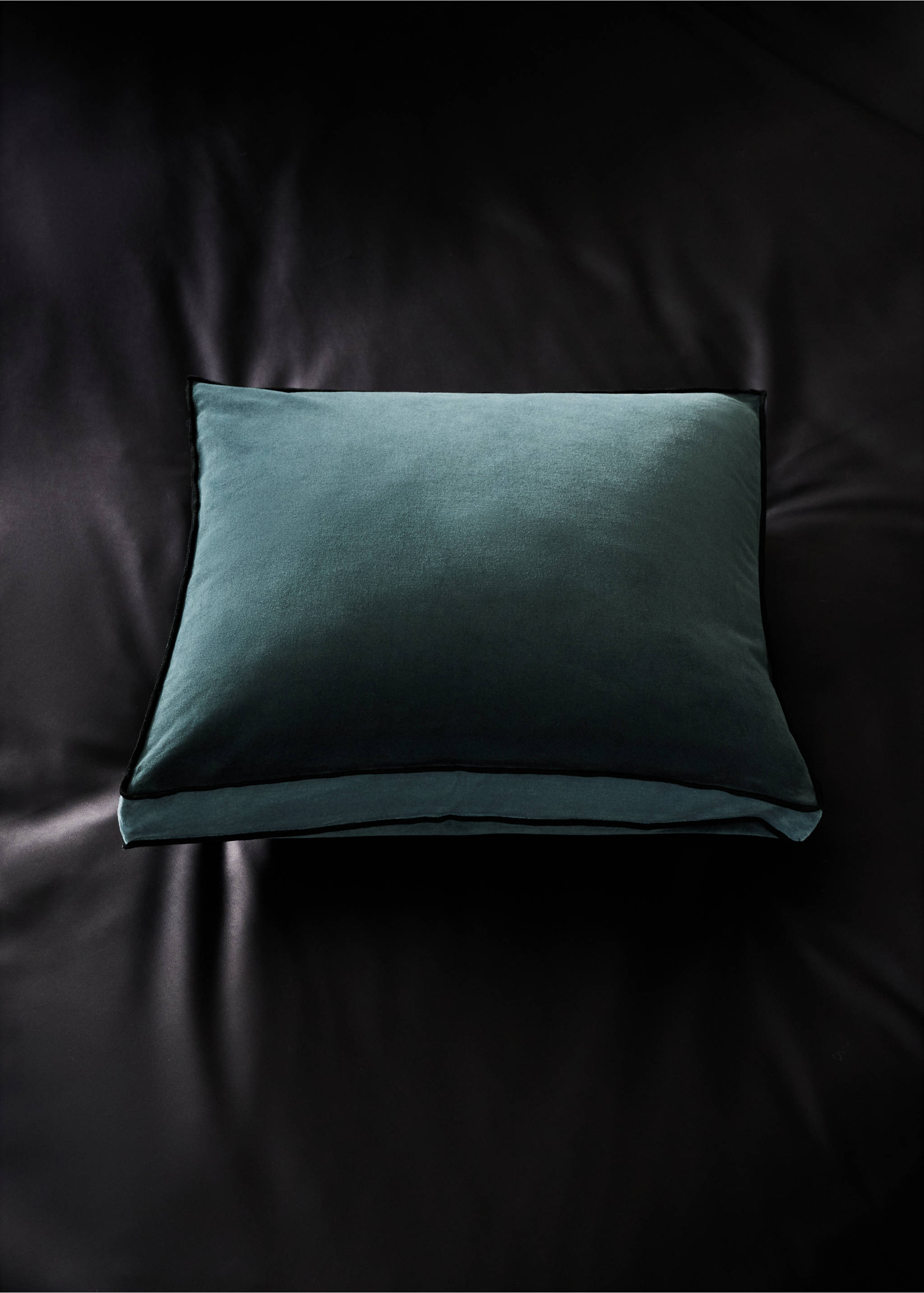 100% cotton velvet cushion cover 45x45 cm - General plane, Petrol Blue. Ref: 37032550-00.