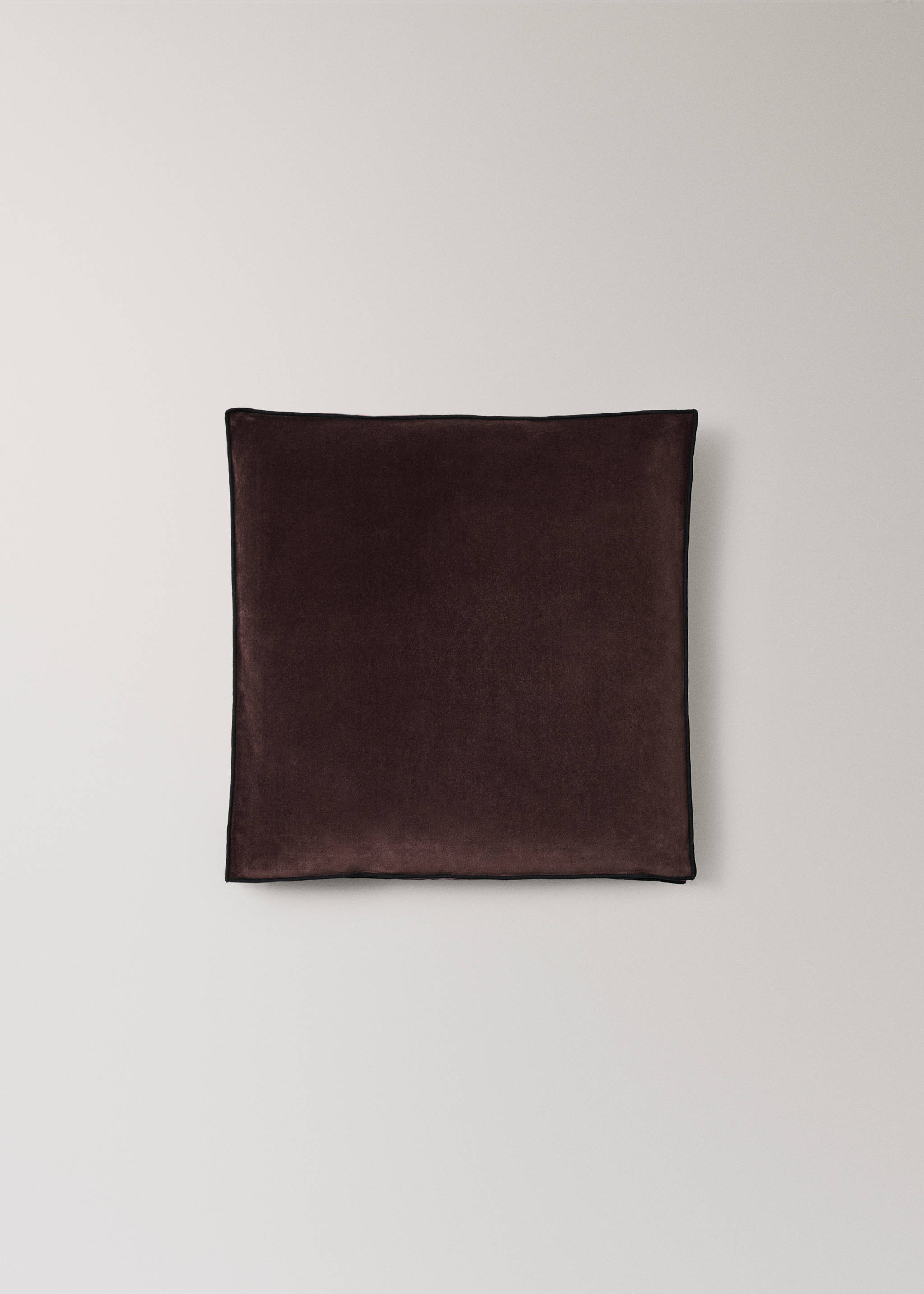100% cotton velvet cushion cover 45x45 cm - Article without model, Dark Red. Ref: 37032550-00.