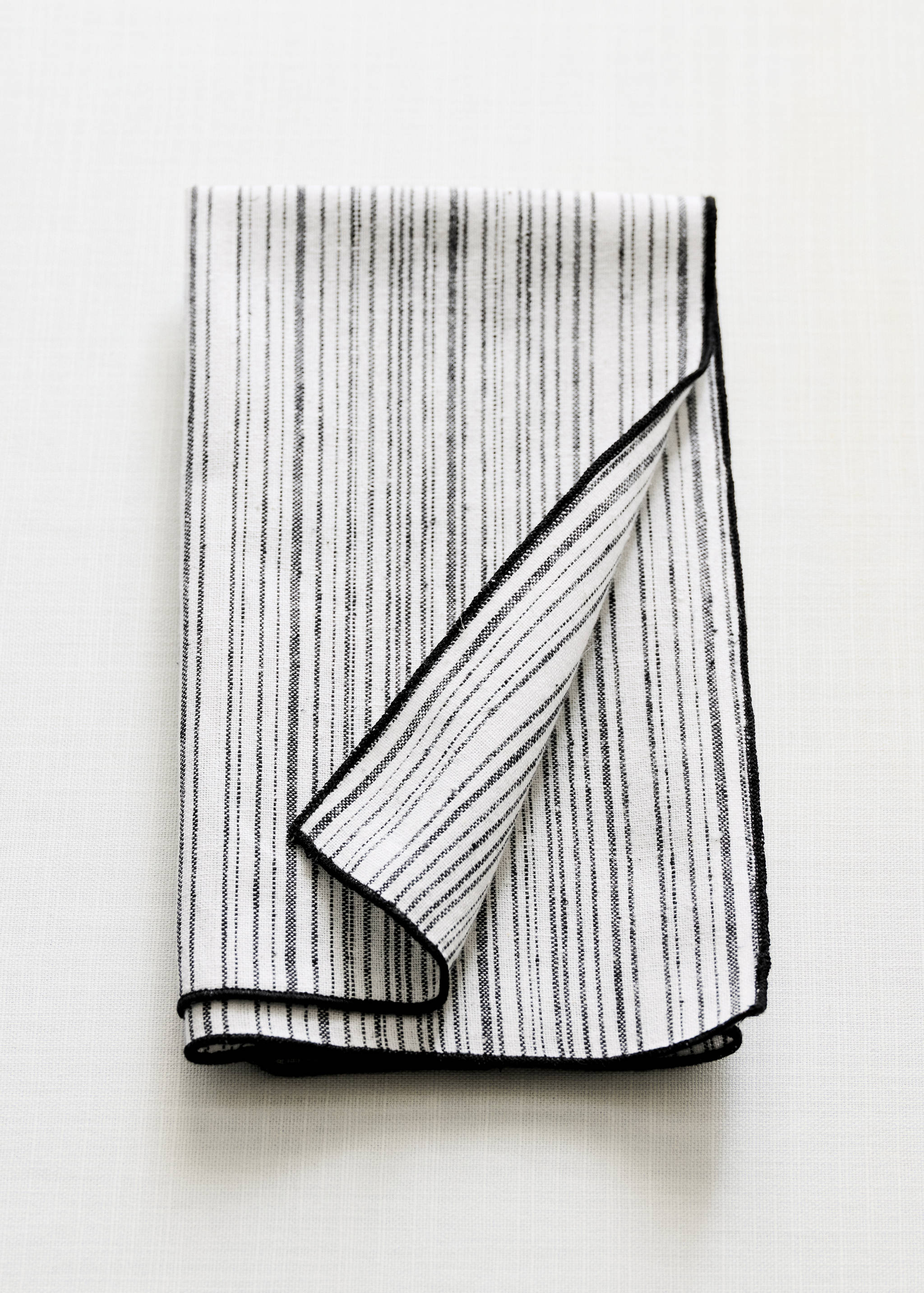 Pack of 2 striped linen-cotton napkins - General plane