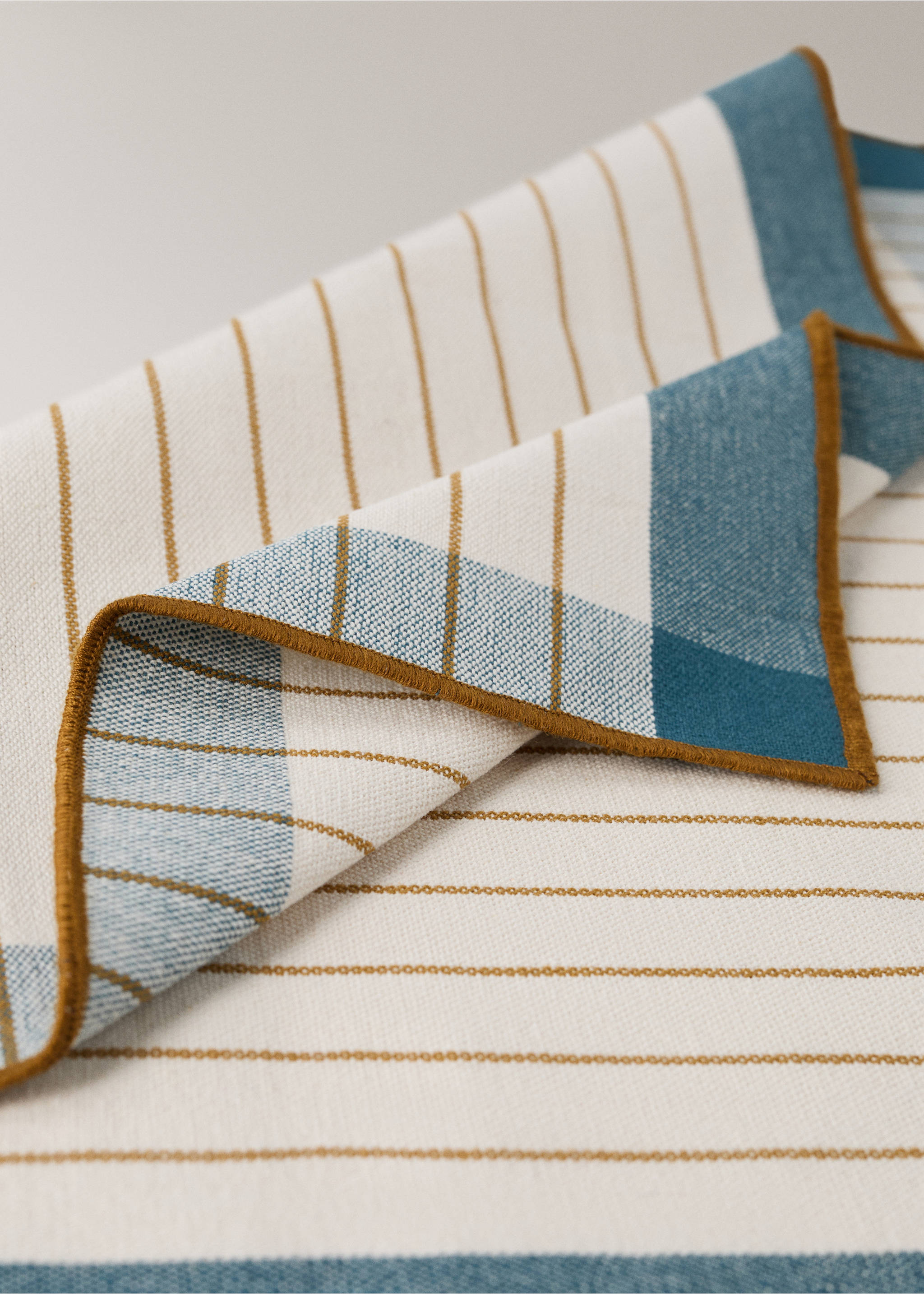 Serviette jordan - Detail des Artikels 2, Blau. Ref: 37032558-00.