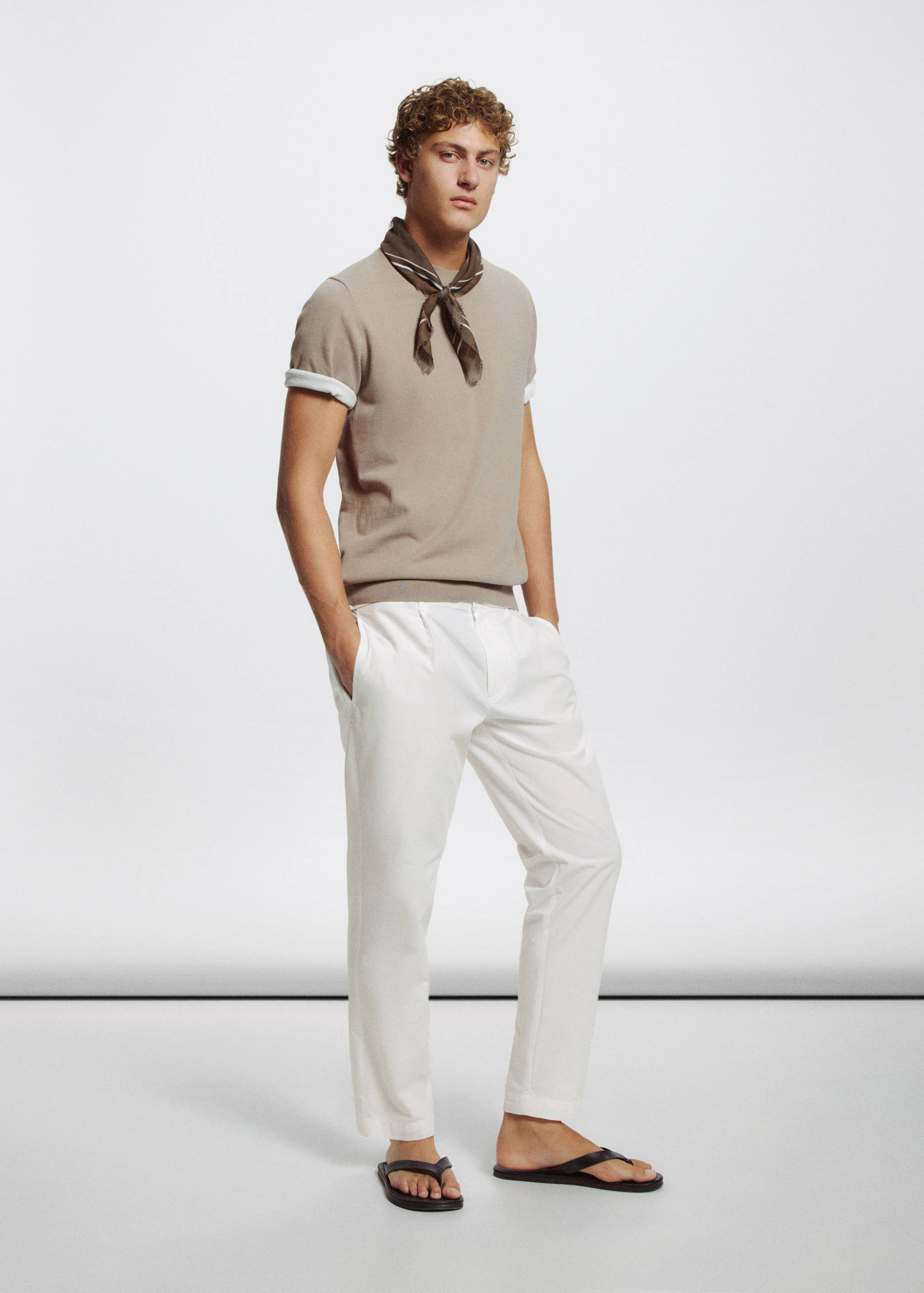 Regular fit trousers in a cotton-lyocell blend - Details of the article 3