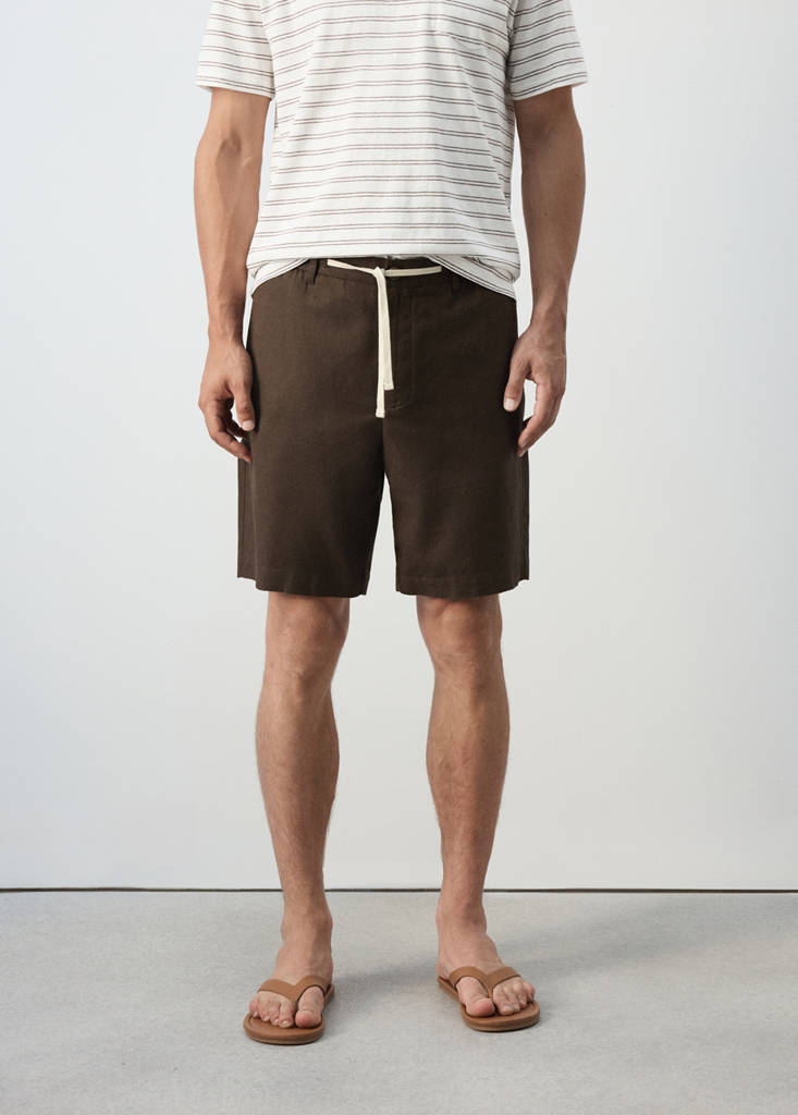 Relaxed fit cotton-linen blend Bermuda shorts — Brown