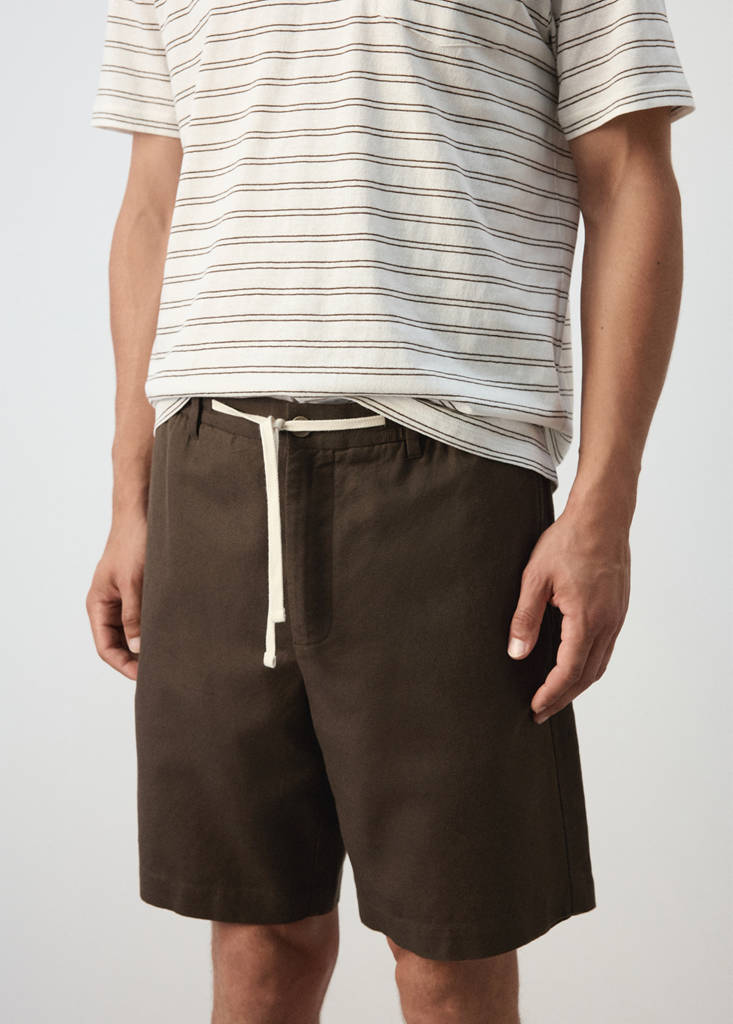 Relaxed fit cotton-linen blend Bermuda shorts — Brown