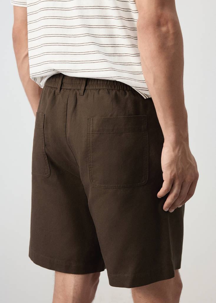 Relaxed fit cotton-linen blend Bermuda shorts — Brown