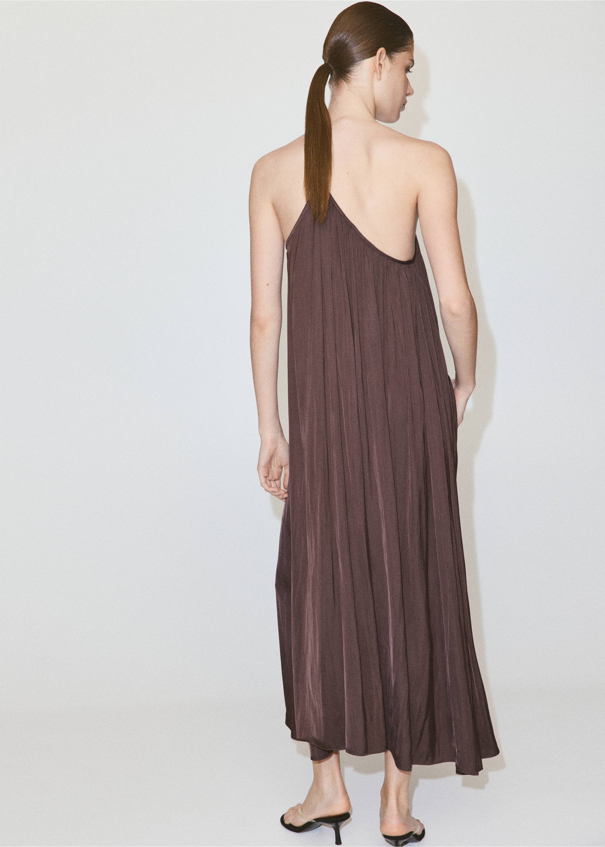 Robe asymétrique froncée - Verso de l’article, Grenat. Ref: 37032897-00.
