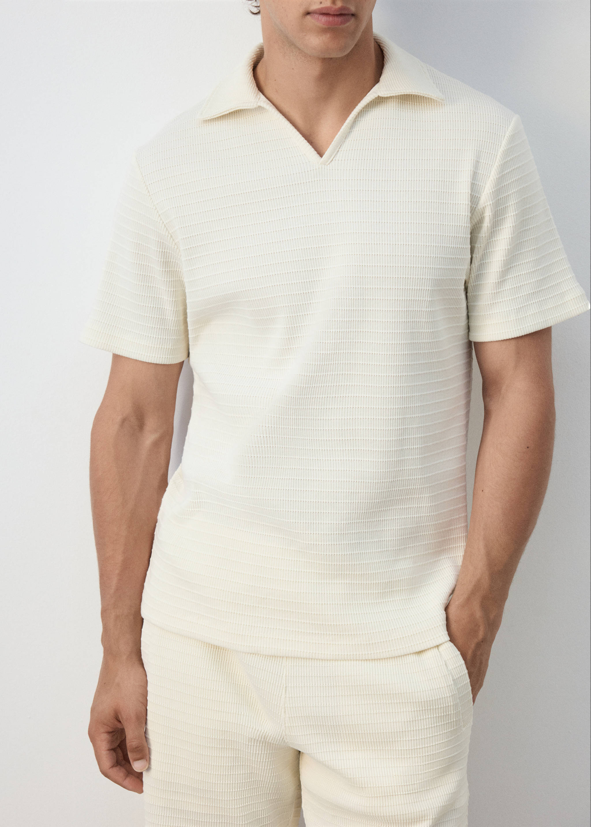 100% cotton regular-fit polo shirt - Details of the article 3