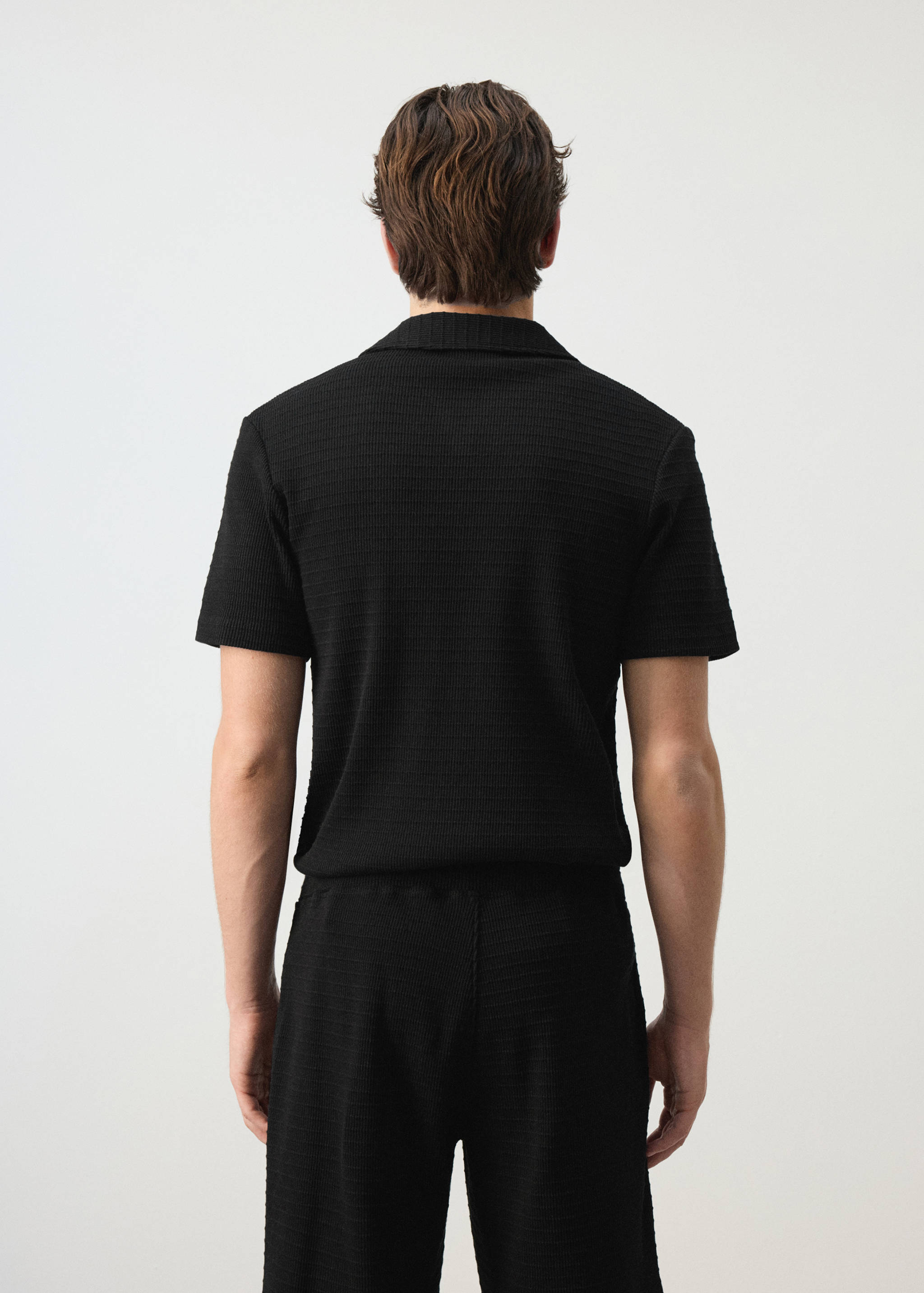 100% cotton regular-fit polo shirt - Reverse of the article